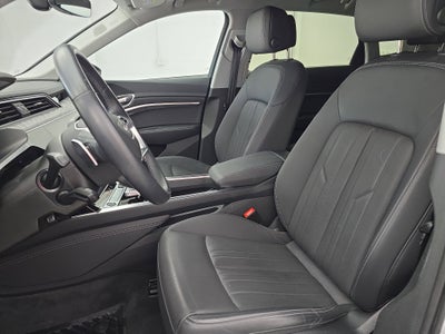 2023 Audi e-tron Premium Plus