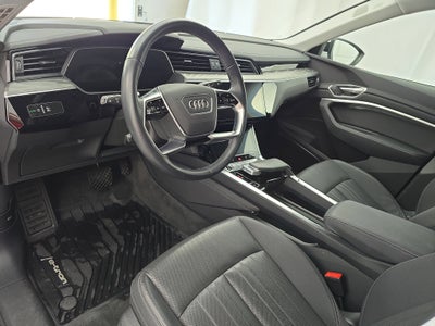 2023 Audi e-tron Premium Plus