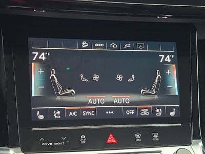 2023 Audi e-tron Premium Plus