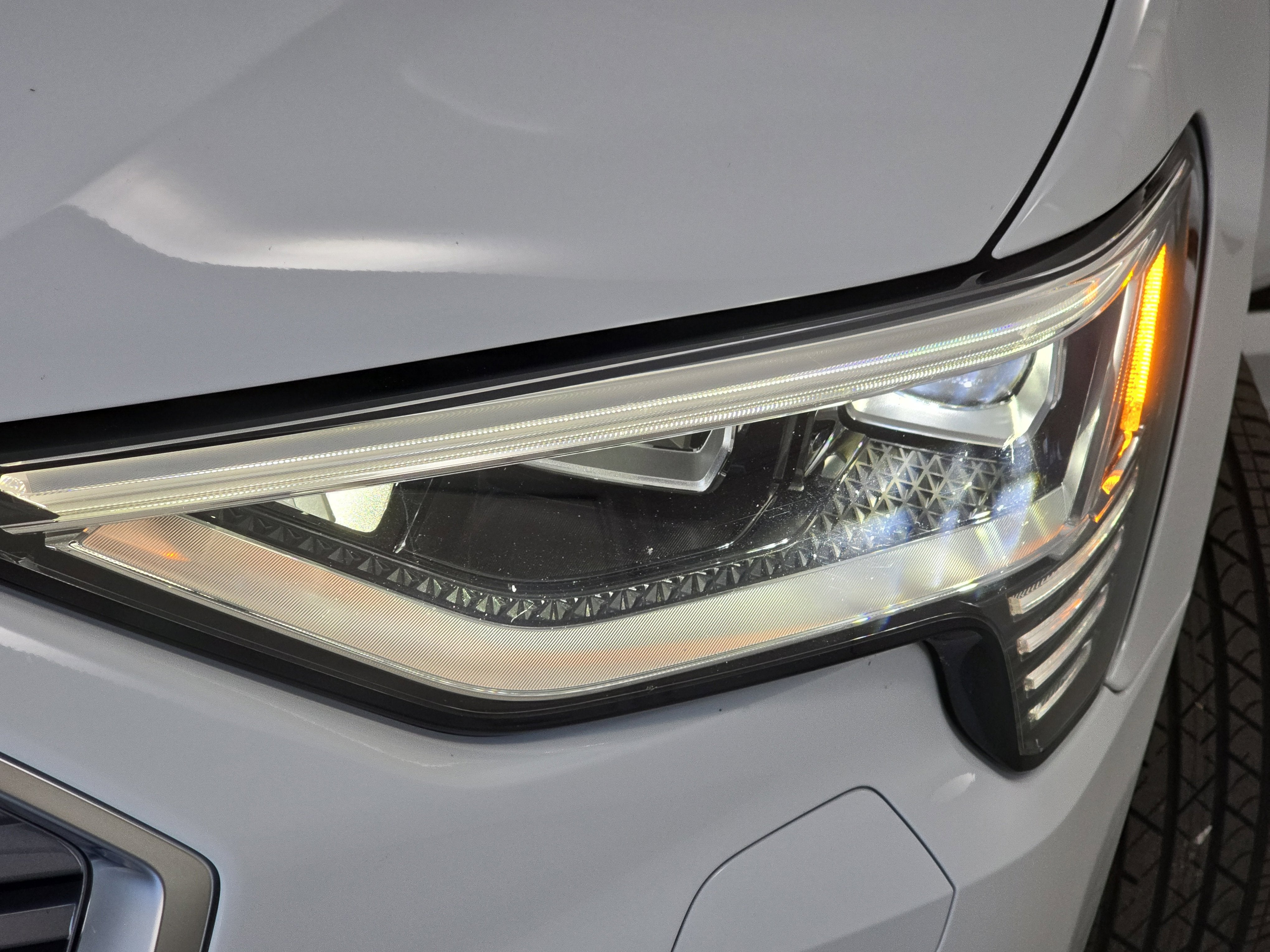 2023 Audi e-tron Premium Plus