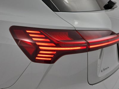 2023 Audi e-tron Premium Plus