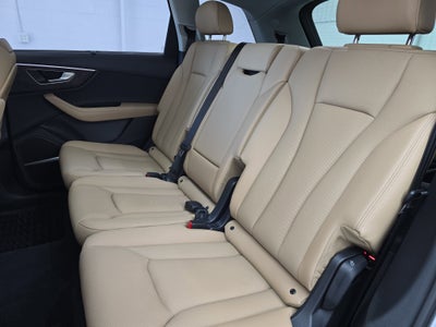 2025 Audi Q7 Premium Plus
