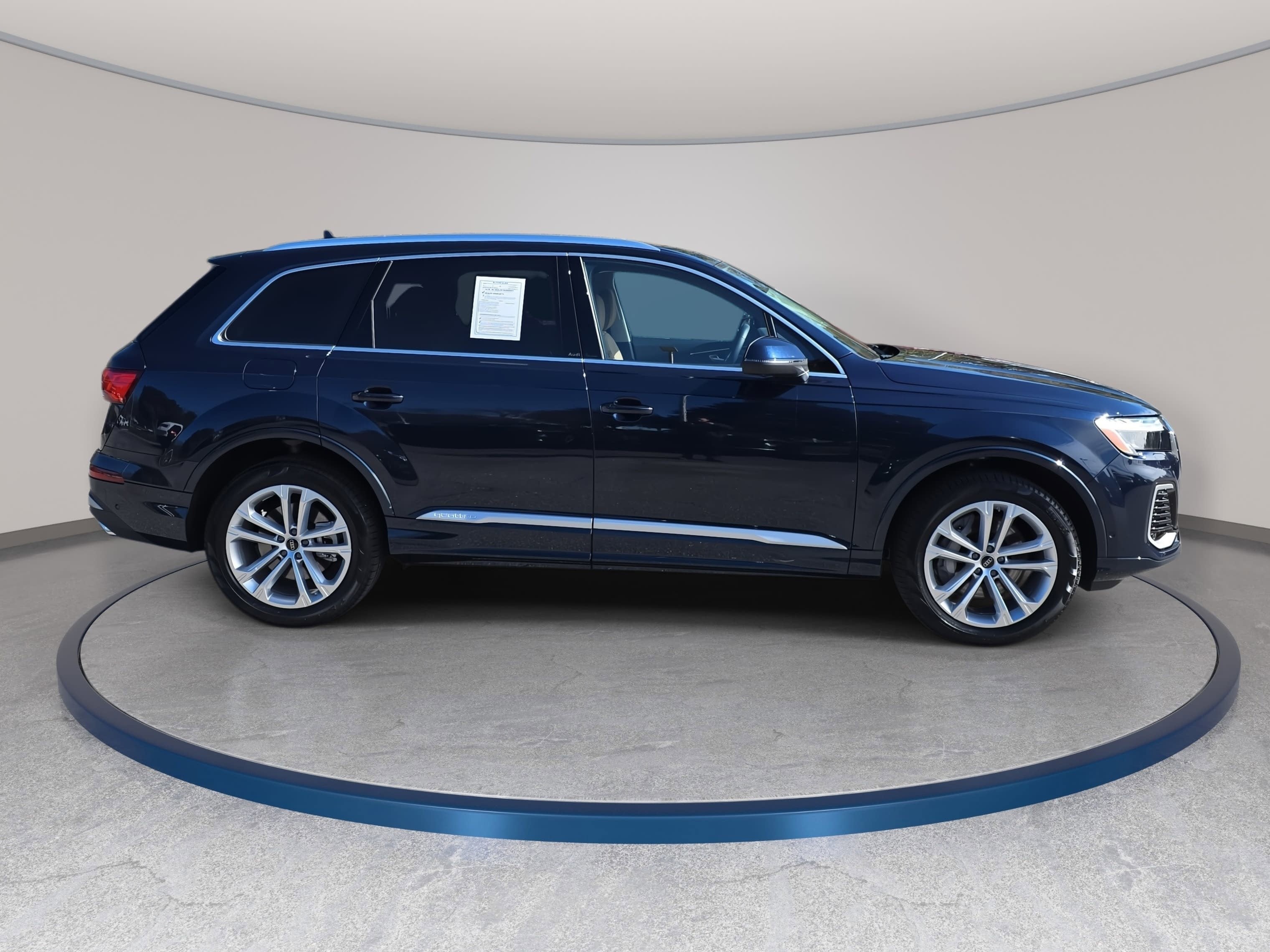 2025 Audi Q7 Premium Plus