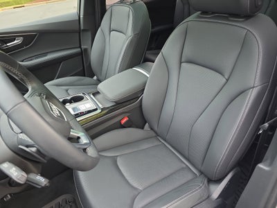 2025 Audi Q7 Premium Plus