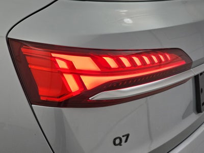 2025 Audi Q7 Premium Plus
