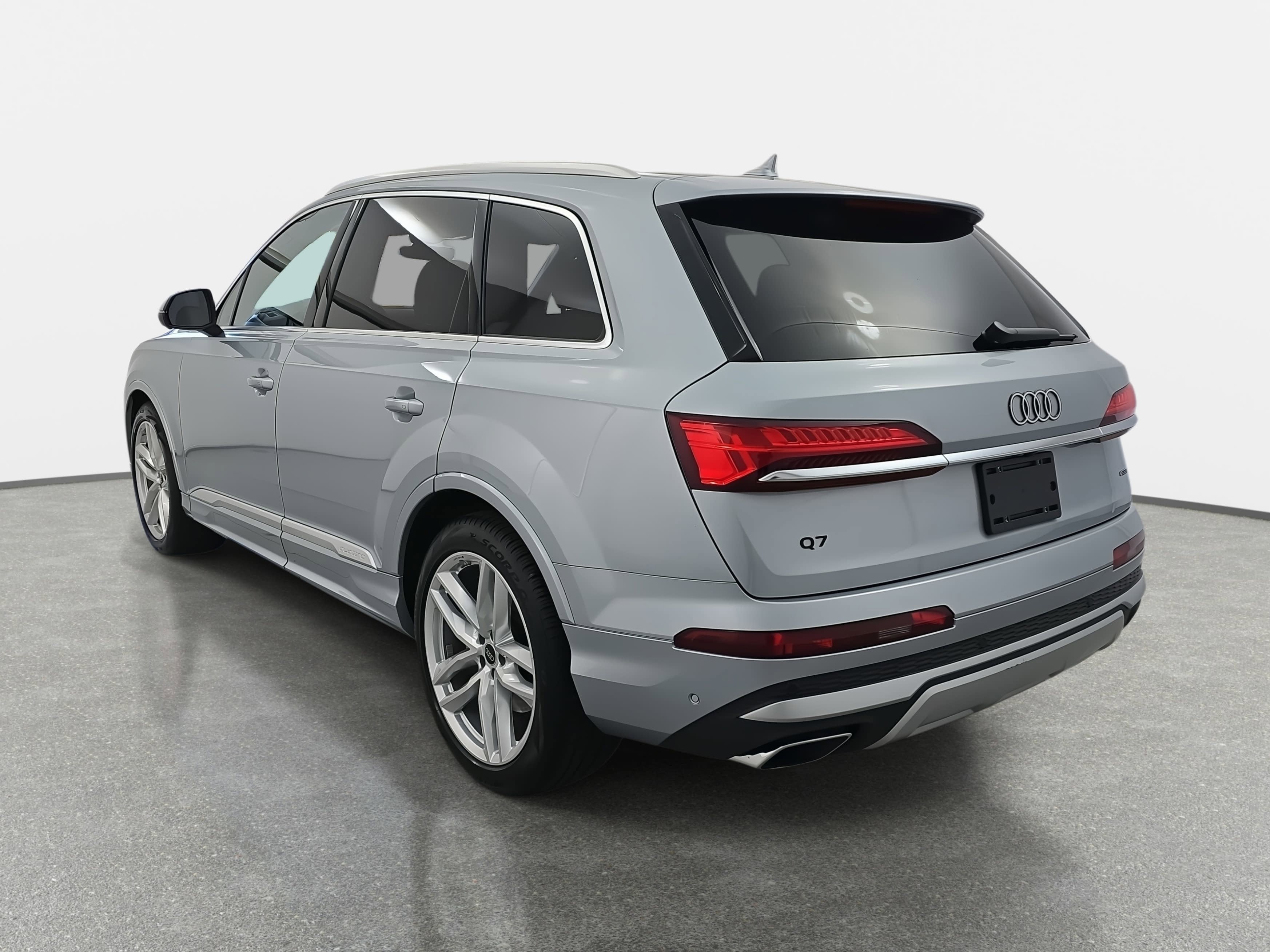 2025 Audi Q7 Premium Plus