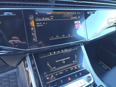 2026 Audi Q7 Premium Plus