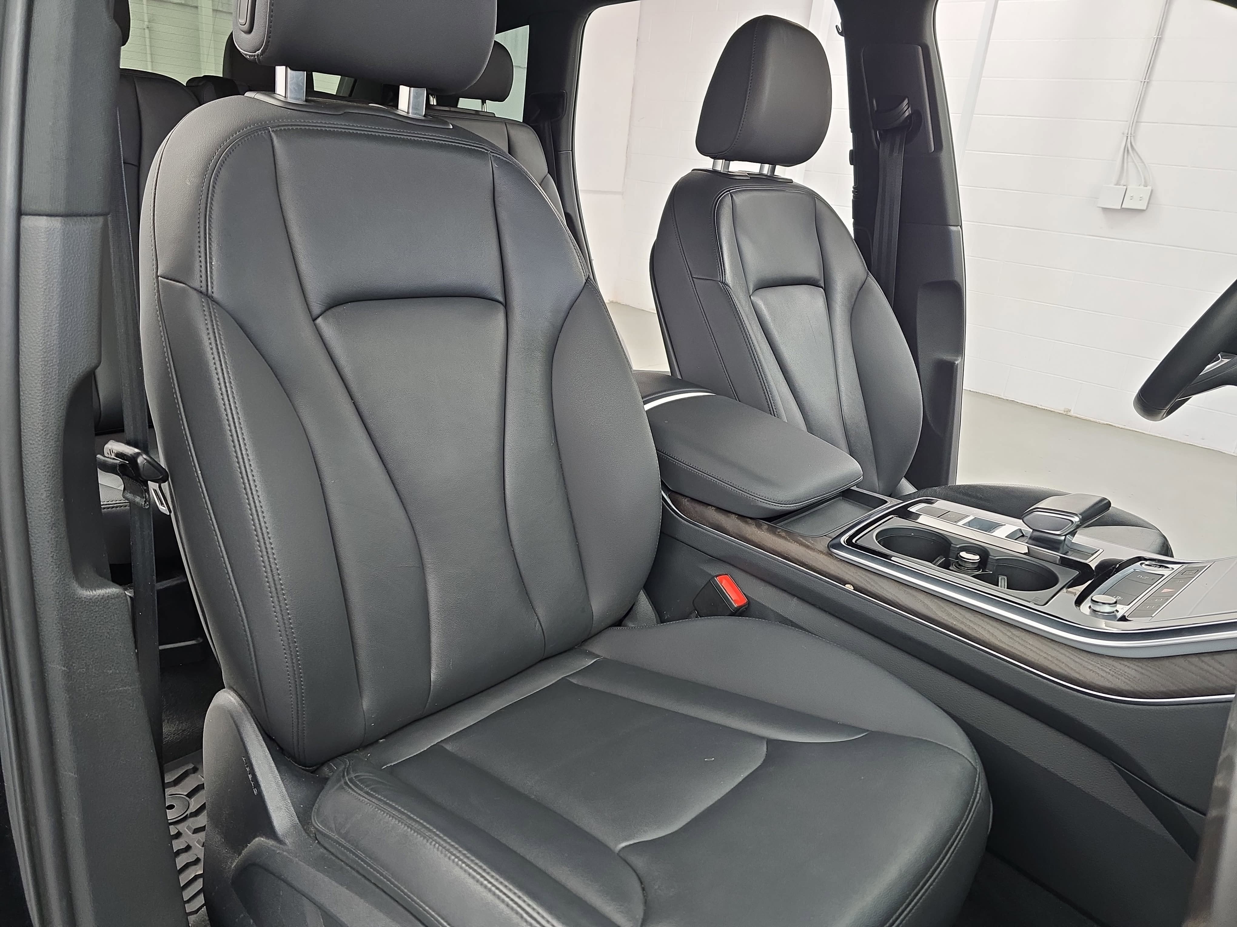 2021 Audi Q7 Premium Plus