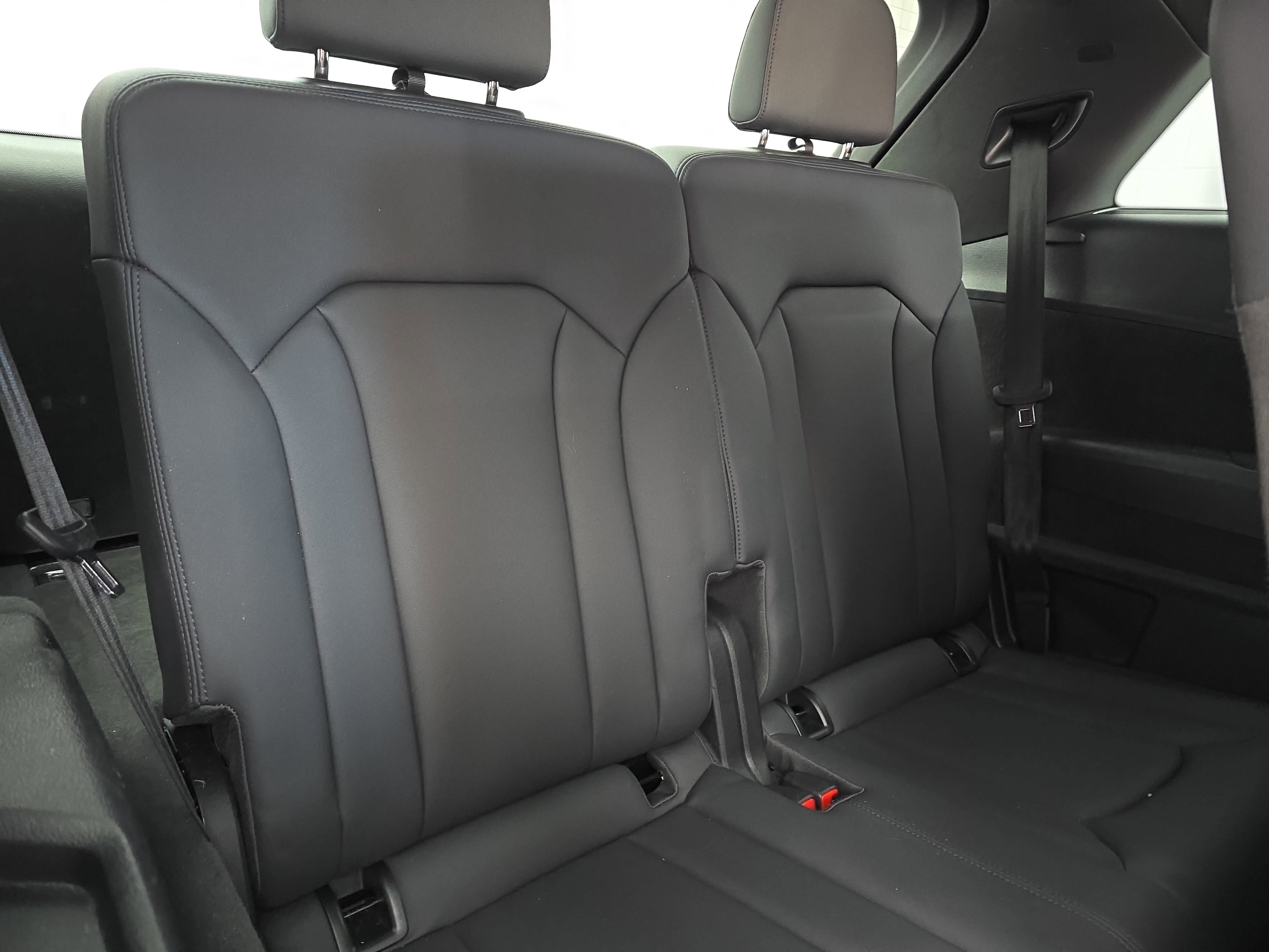 2021 Audi Q7 Premium Plus