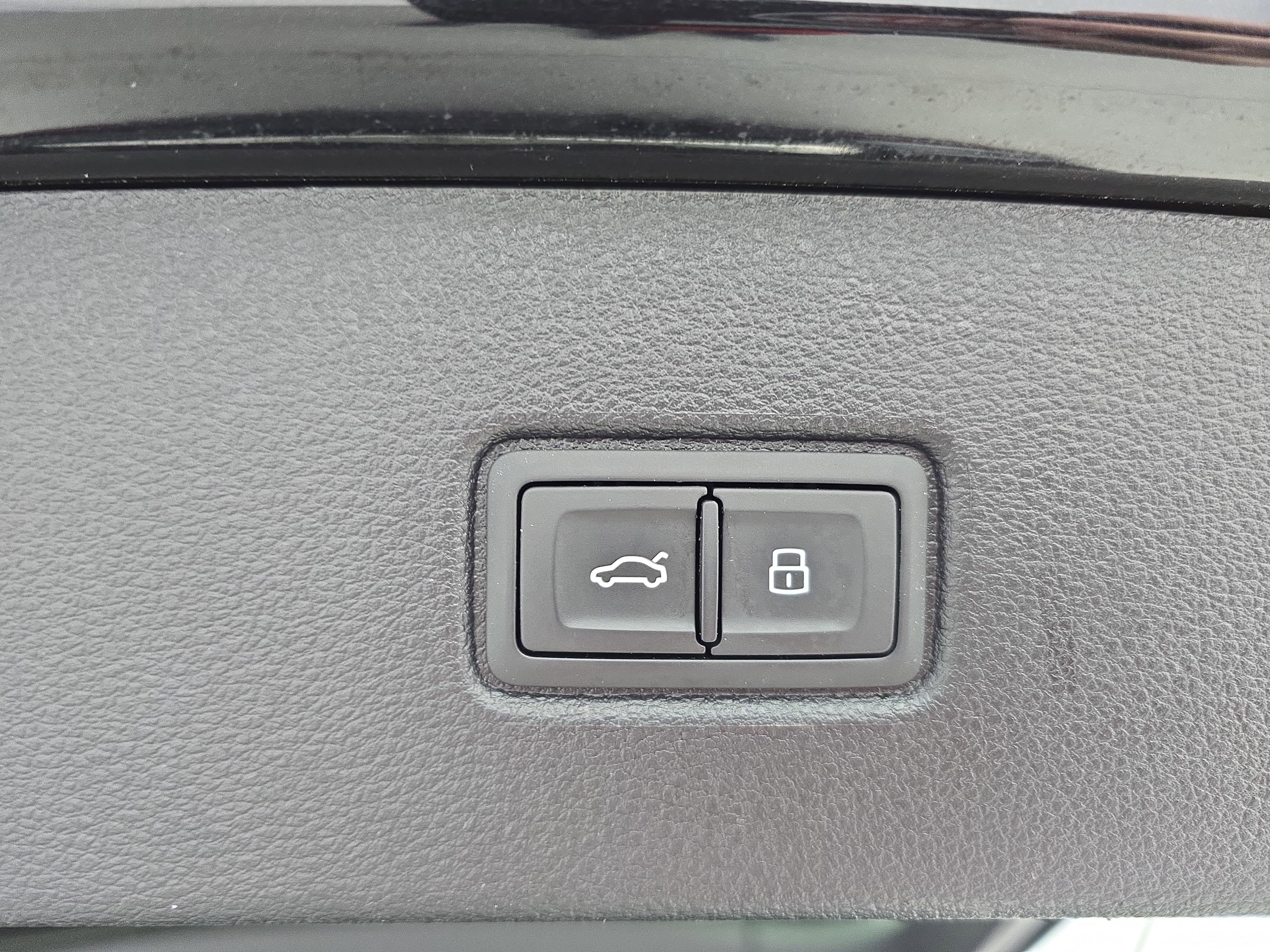 2021 Audi Q7 Premium Plus