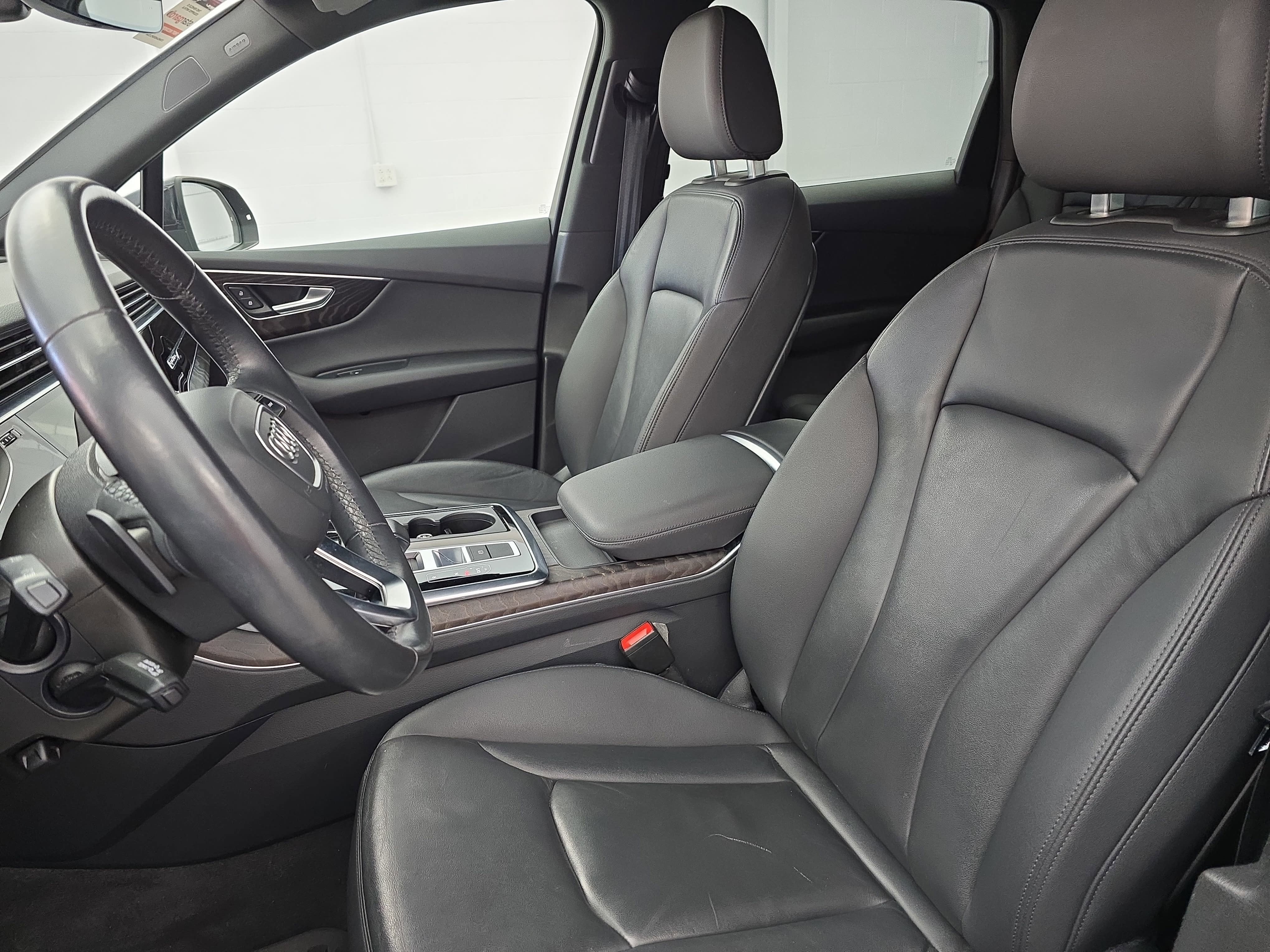 2021 Audi Q7 Premium Plus