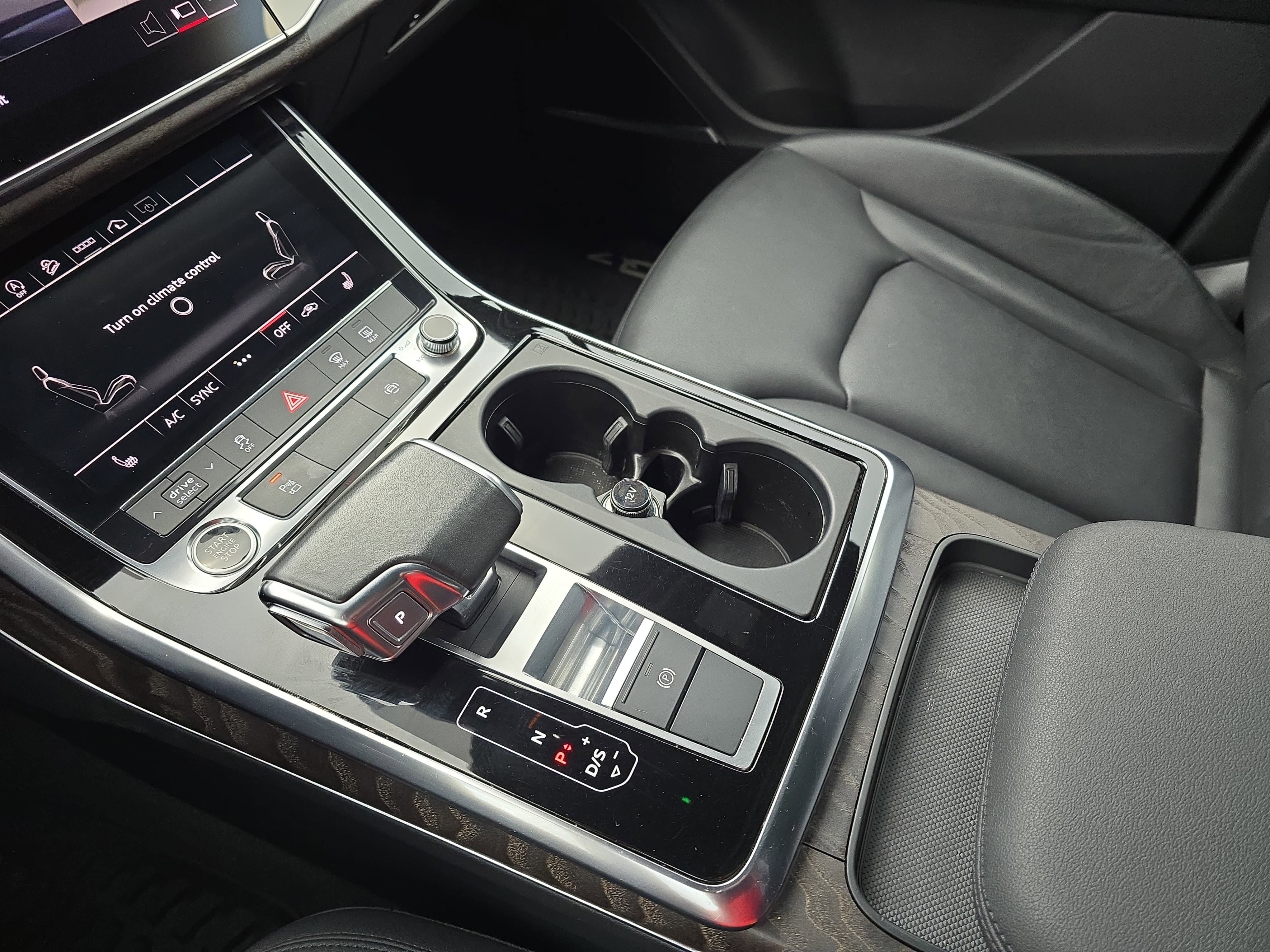 2021 Audi Q7 Premium Plus