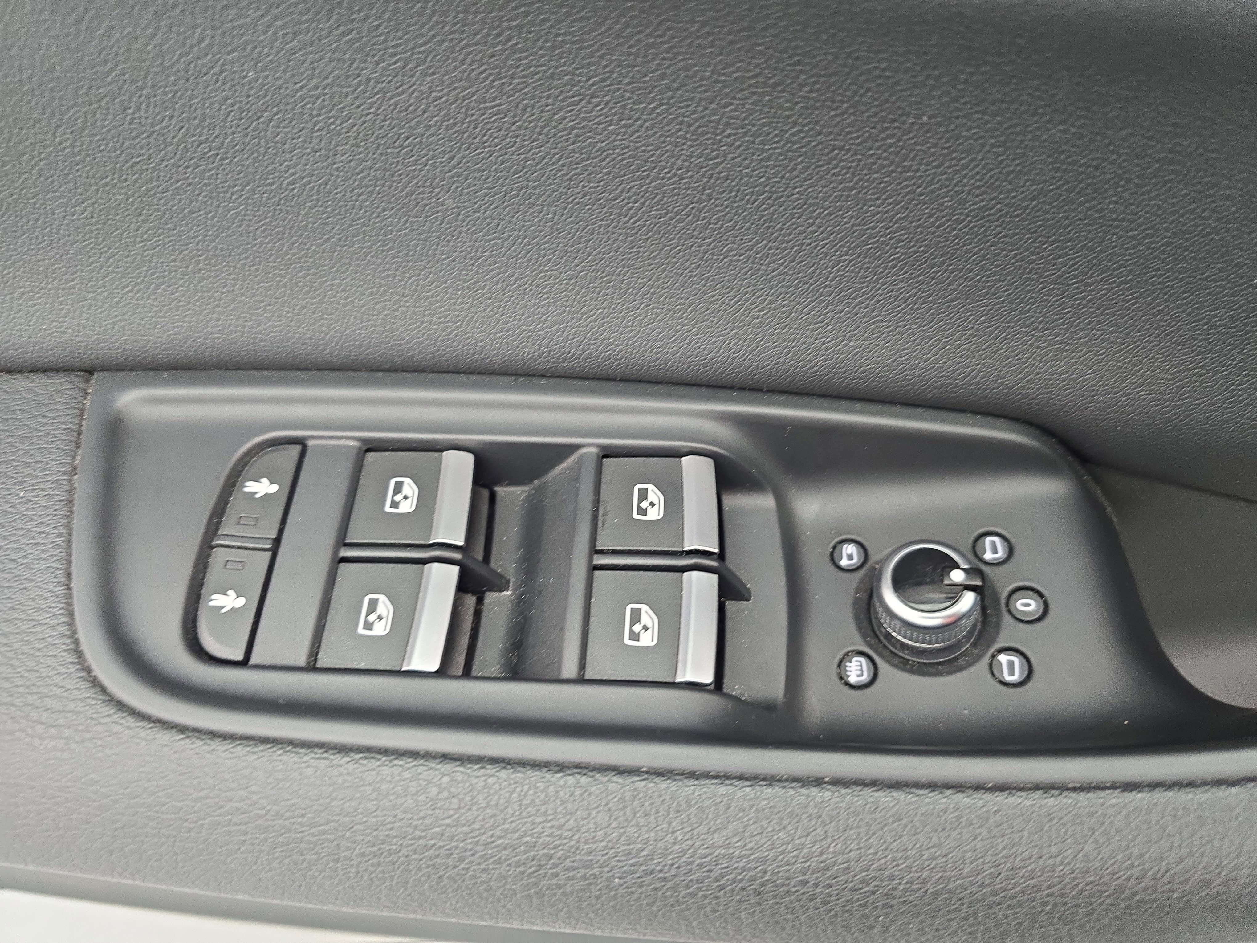 2021 Audi Q7 Premium Plus