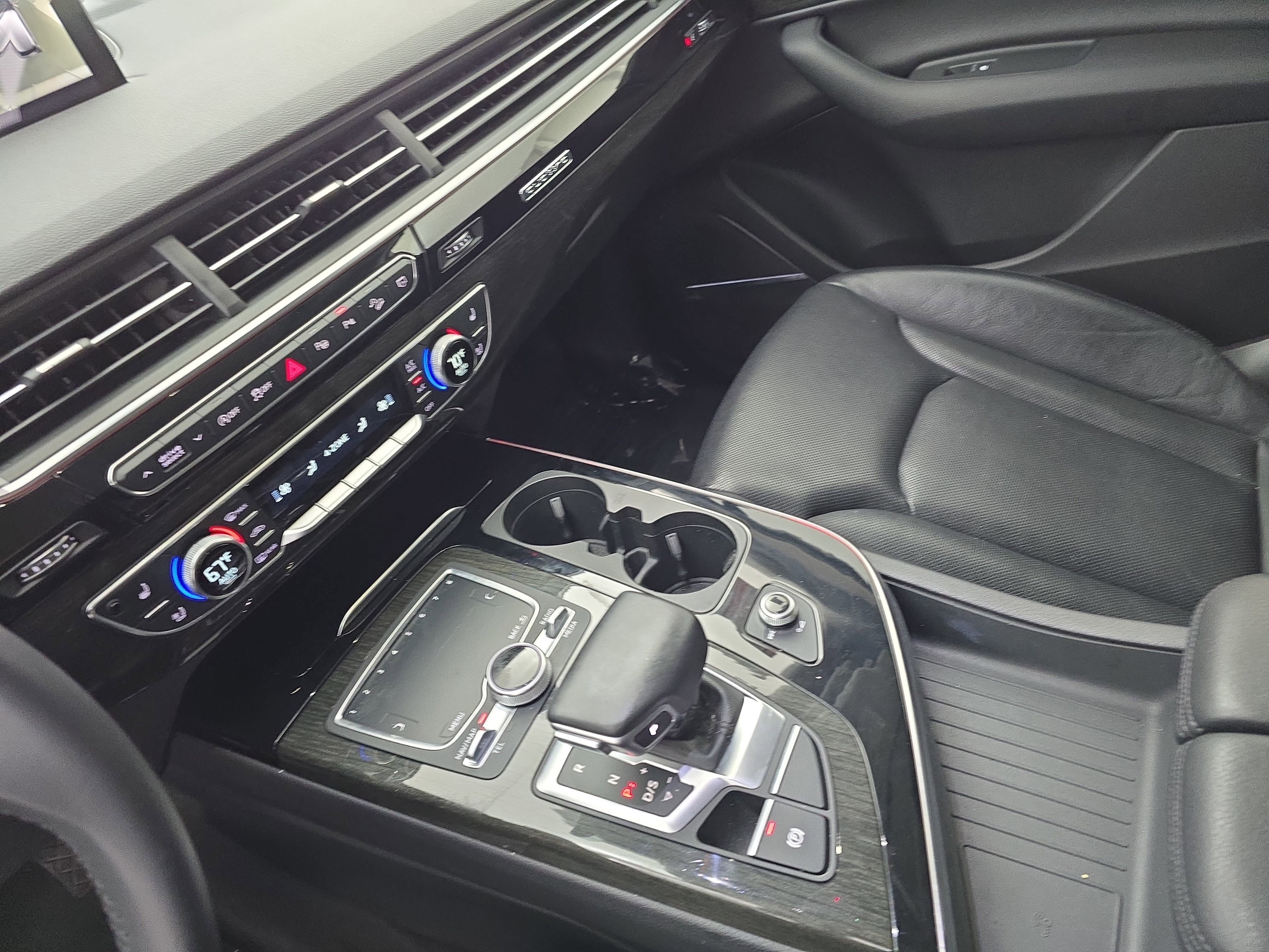 2019 Audi Q7 Prestige