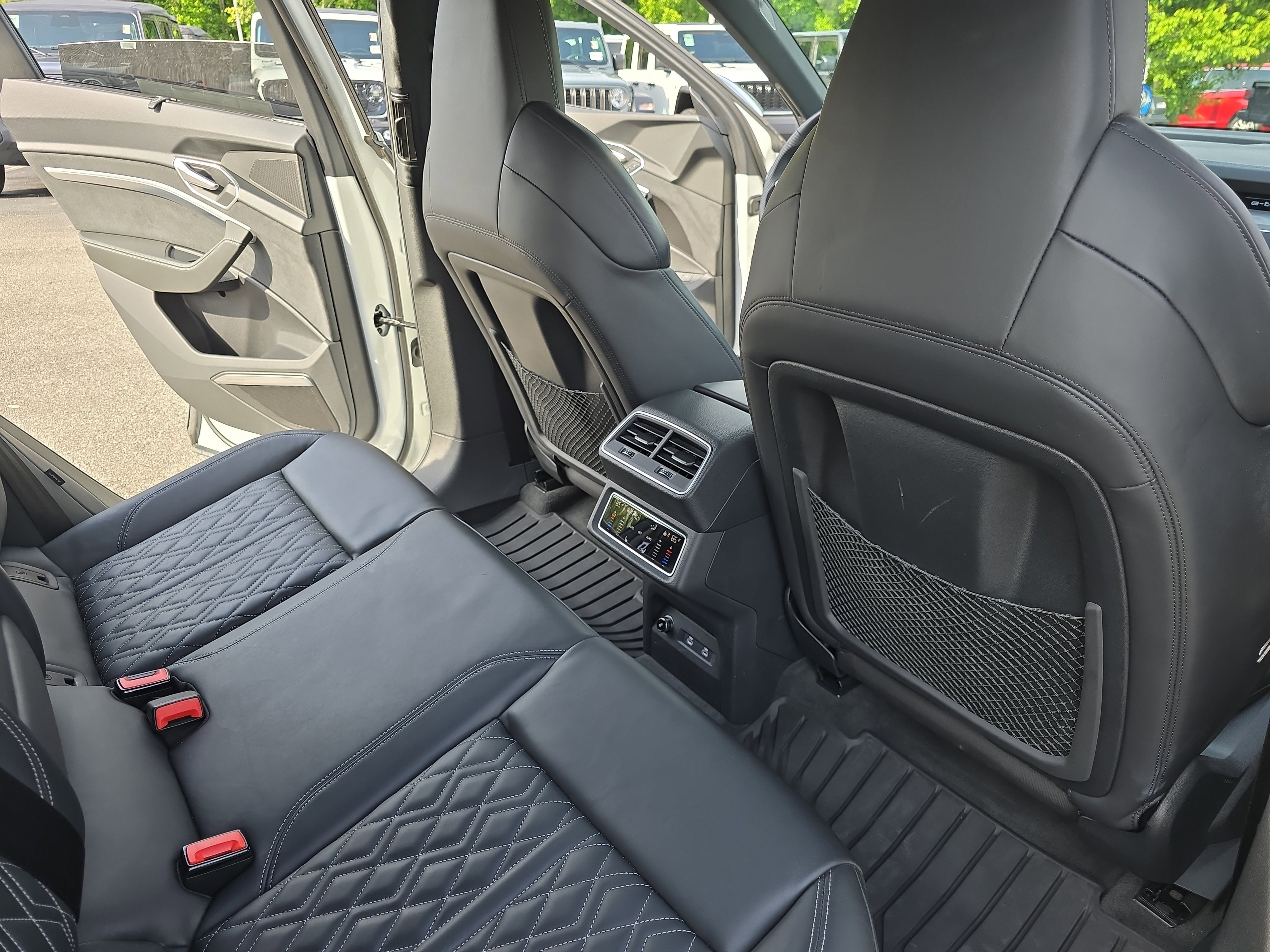2022 Audi e-tron S Prestige