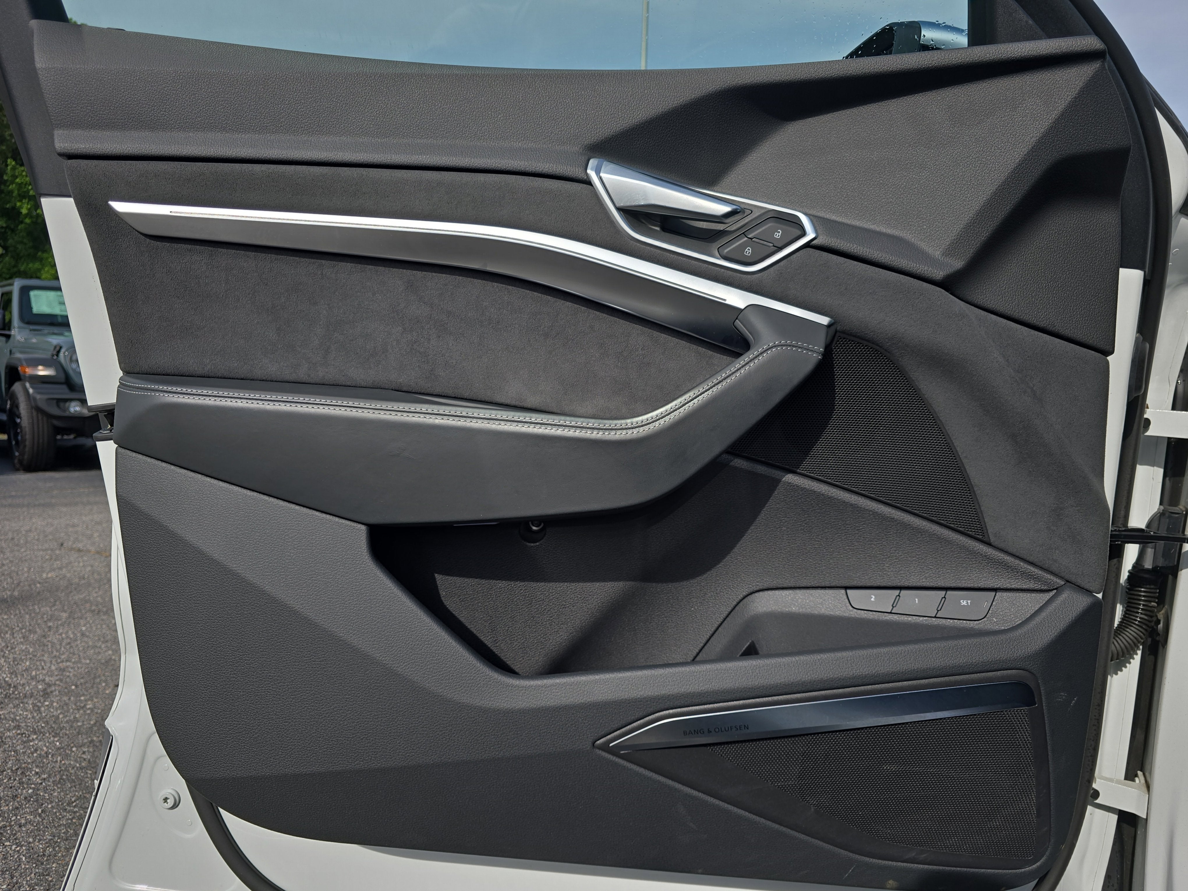 2022 Audi e-tron S Prestige