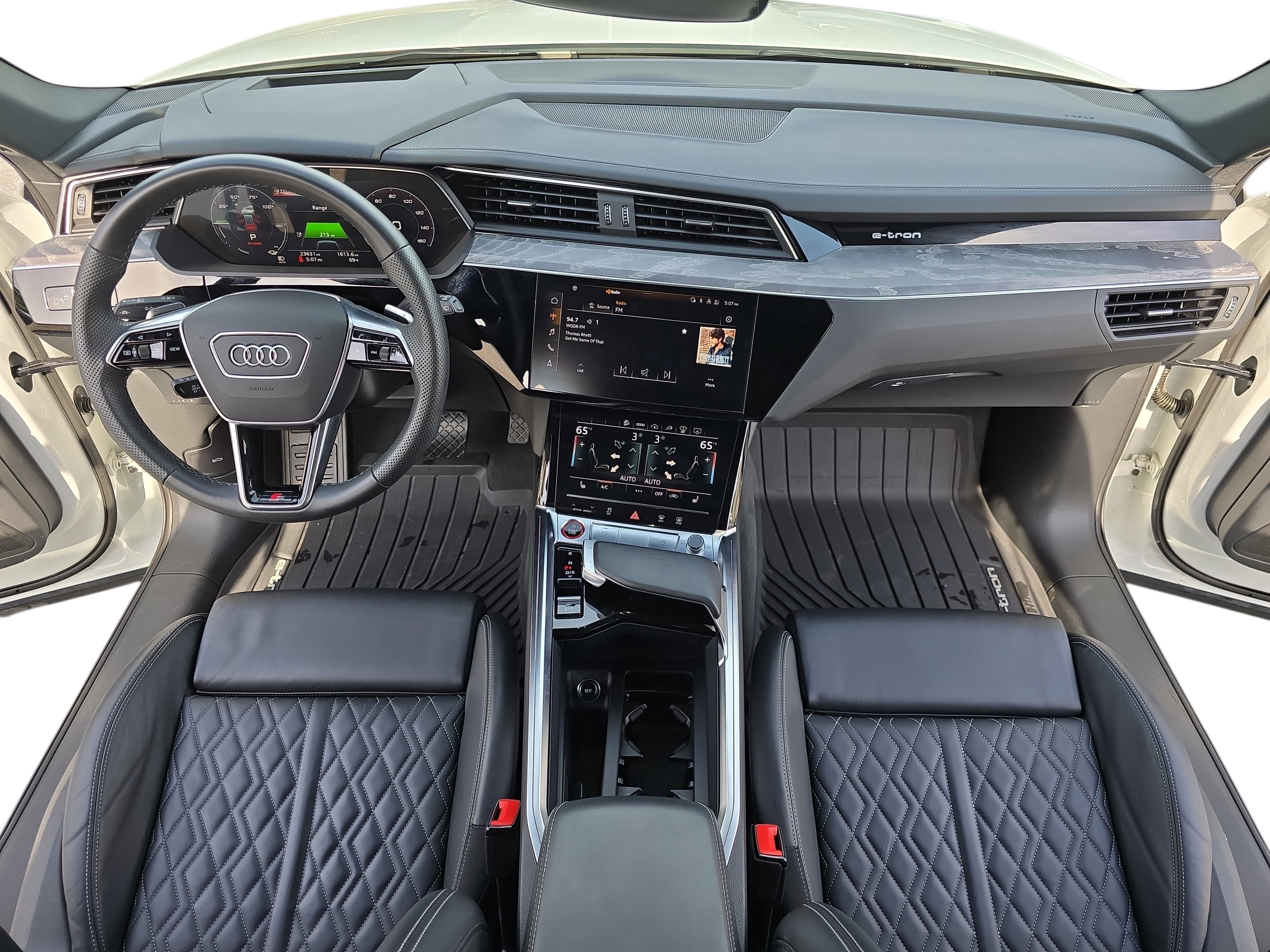 2022 Audi e-tron S Prestige