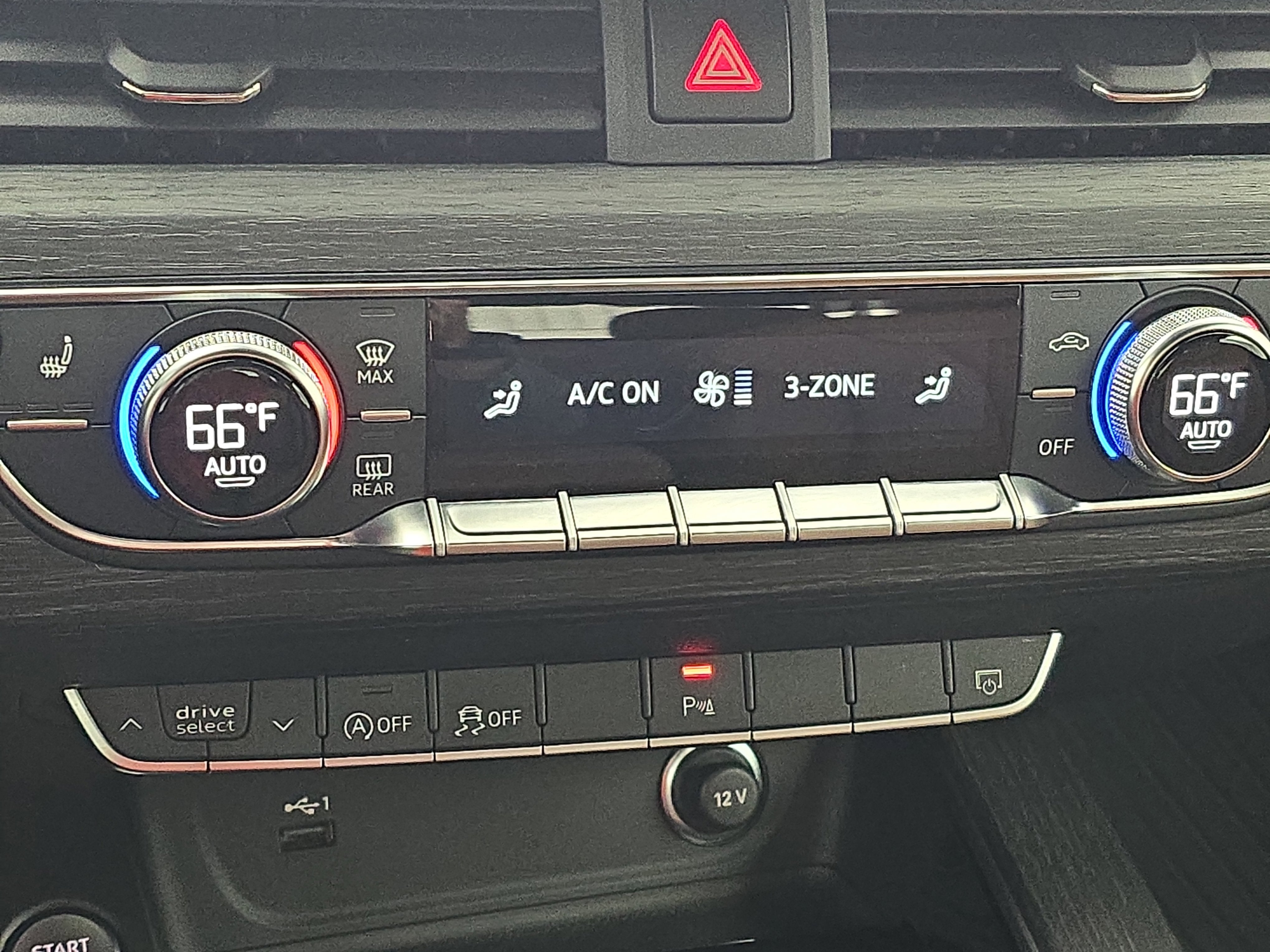 2024 Audi A5 Cabriolet S line Premium Plus