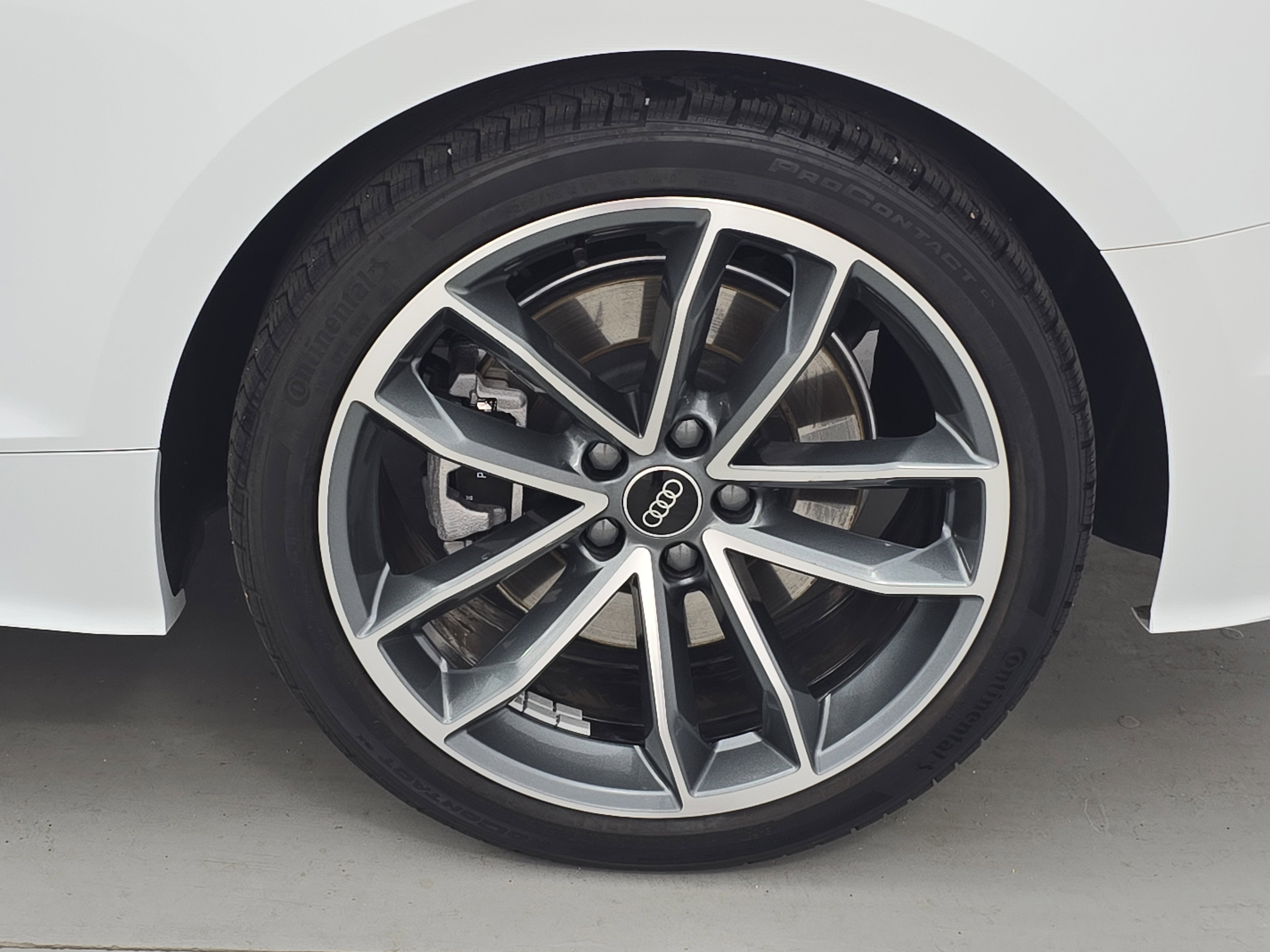 2024 Audi A5 Cabriolet S line Premium Plus
