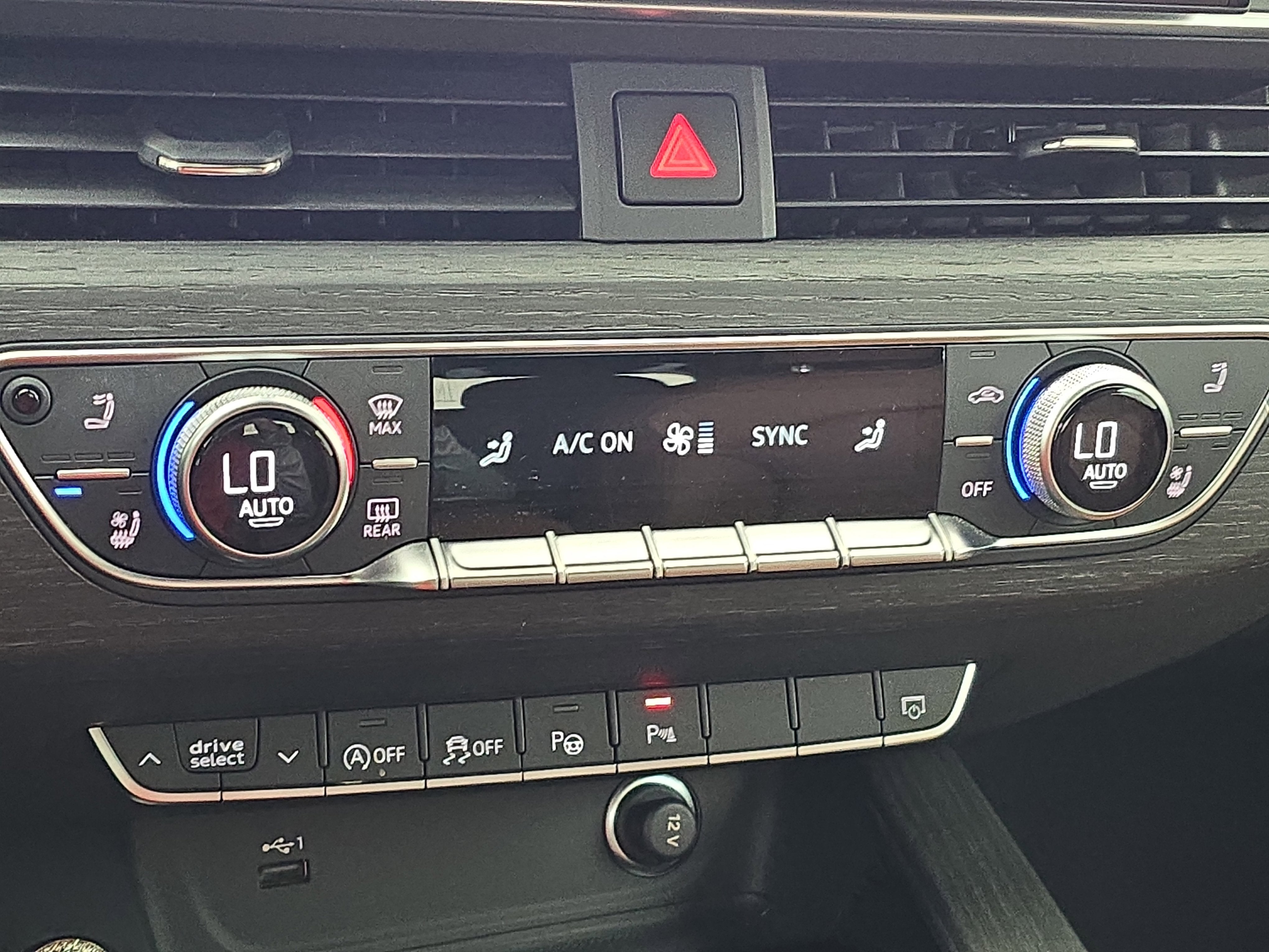 2023 Audi A5 Cabriolet S line Prestige