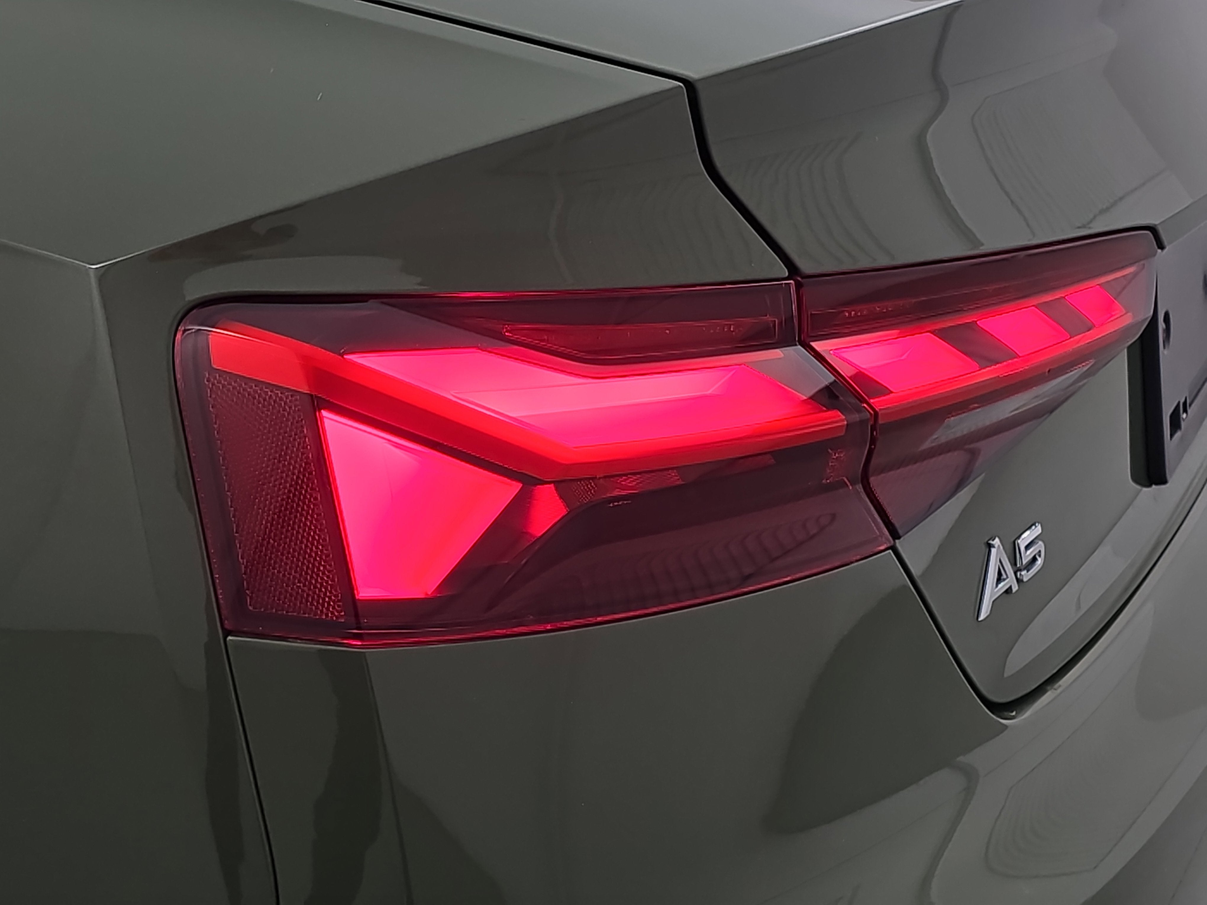 2023 Audi A5 Cabriolet S line Prestige