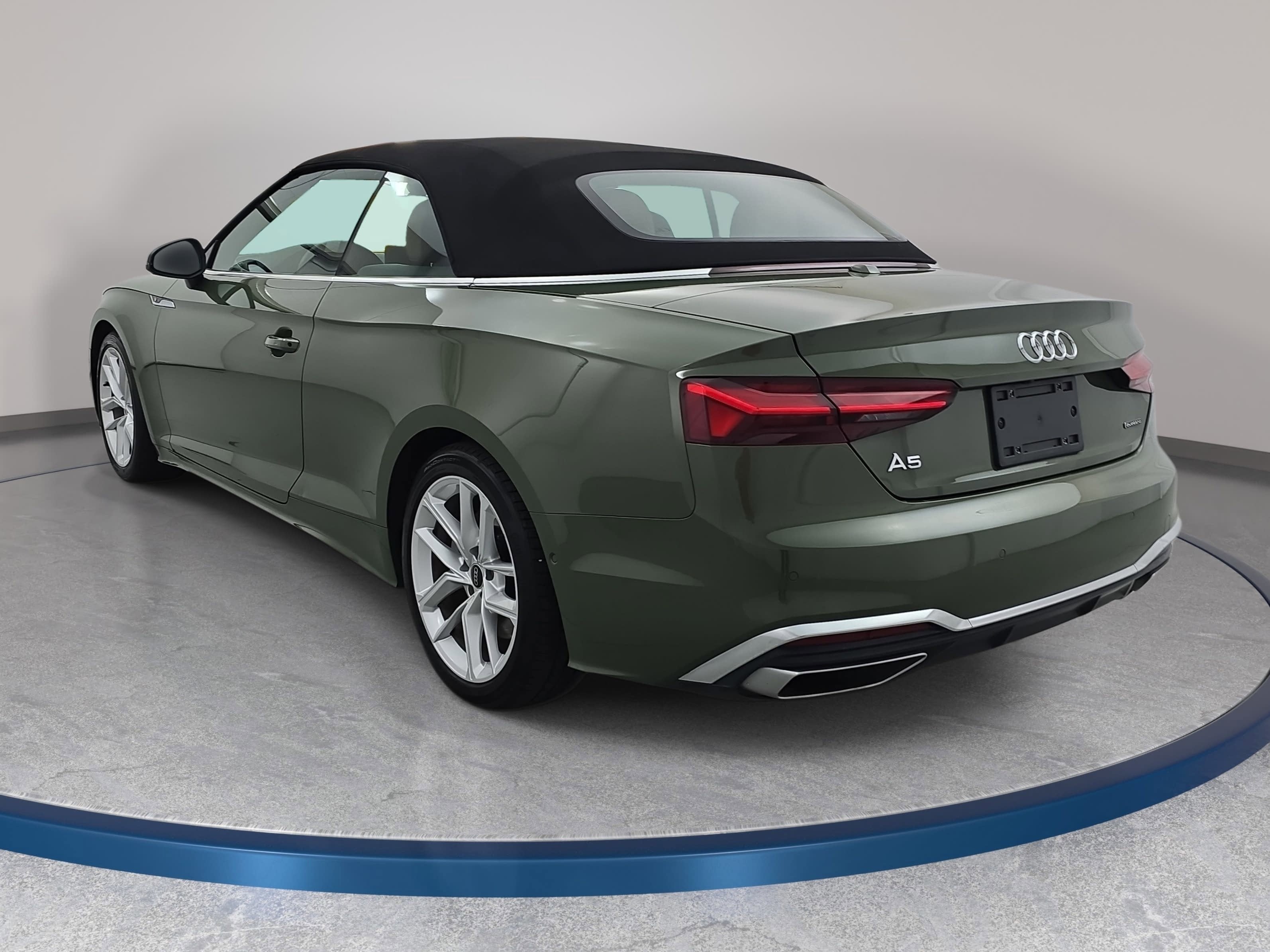 2023 Audi A5 Cabriolet S line Prestige