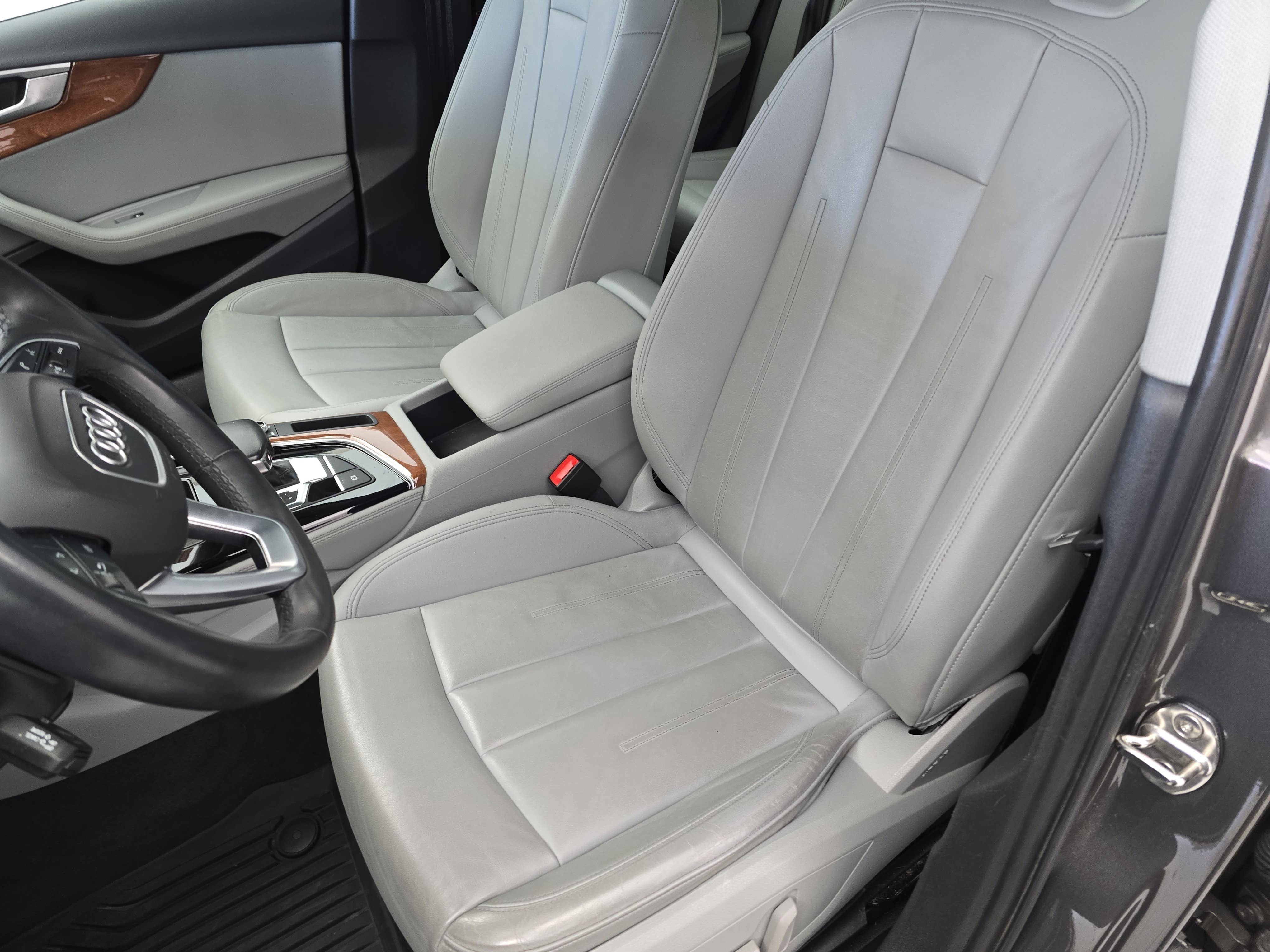 2022 Audi A4 Sedan Premium Plus