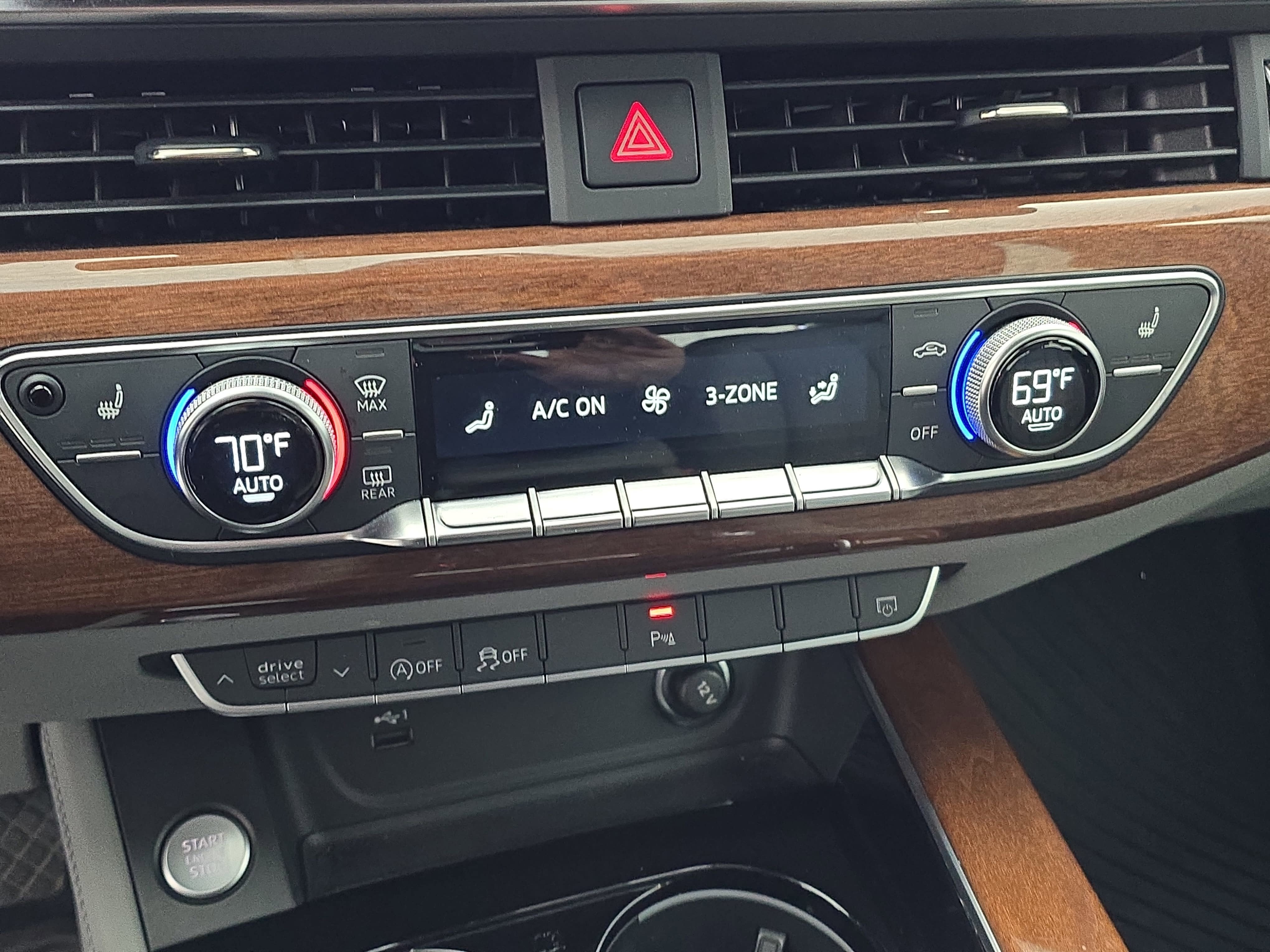 2022 Audi A4 Sedan Premium Plus