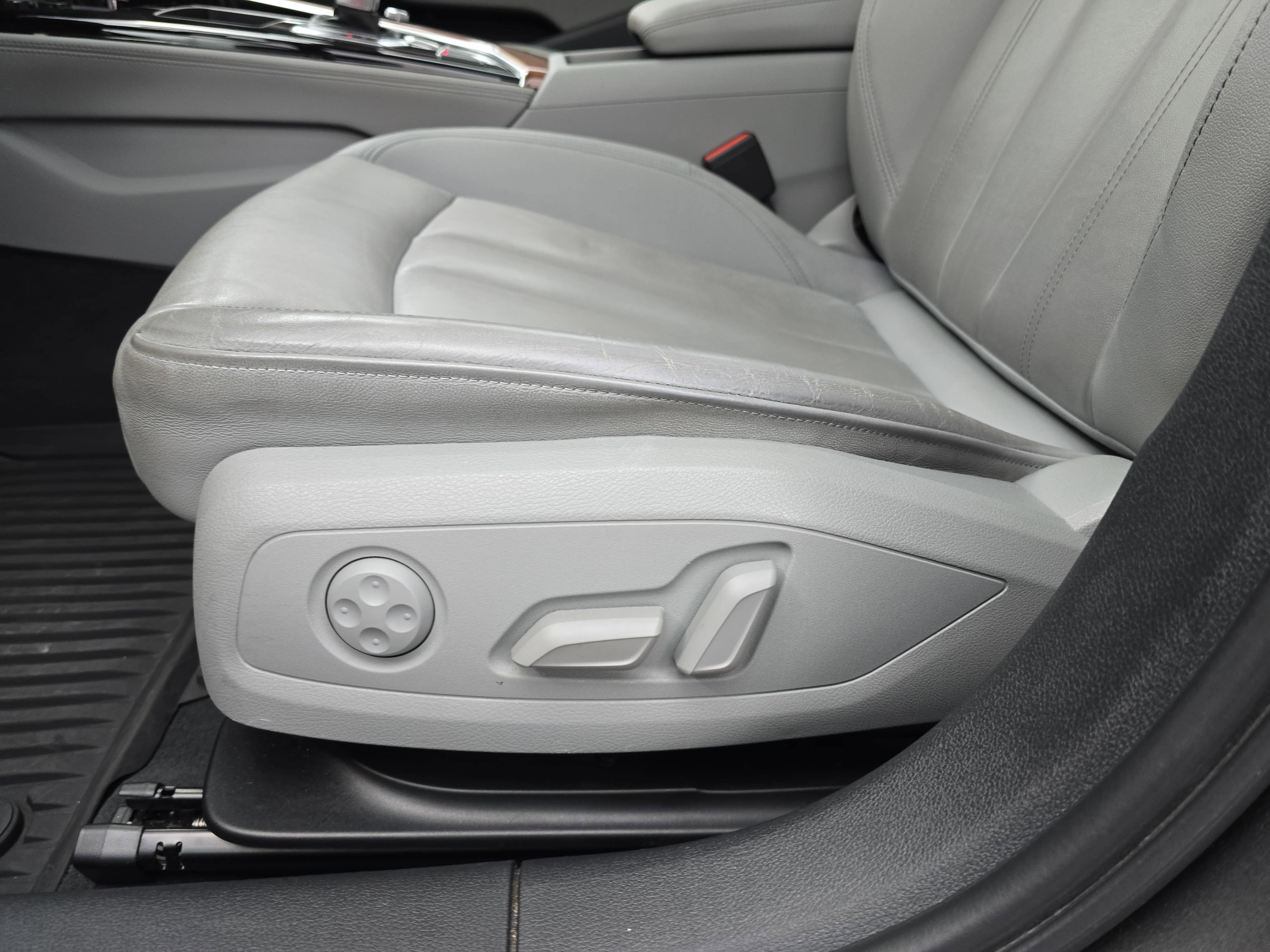 2022 Audi A4 Sedan Premium Plus