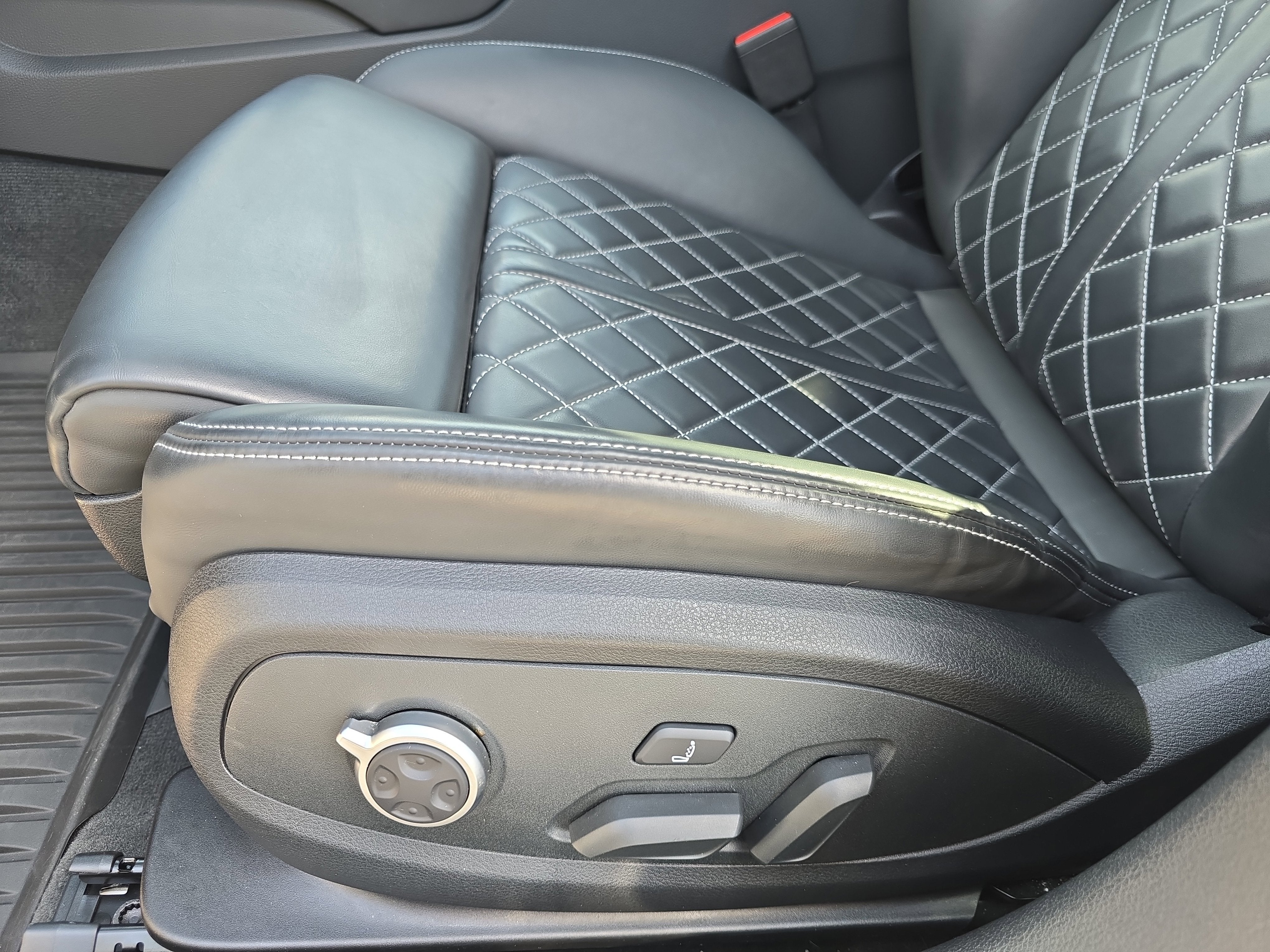 2023 Audi S4 Sedan Prestige