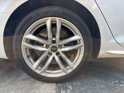 2017 Audi A4 Season of Audi Premium