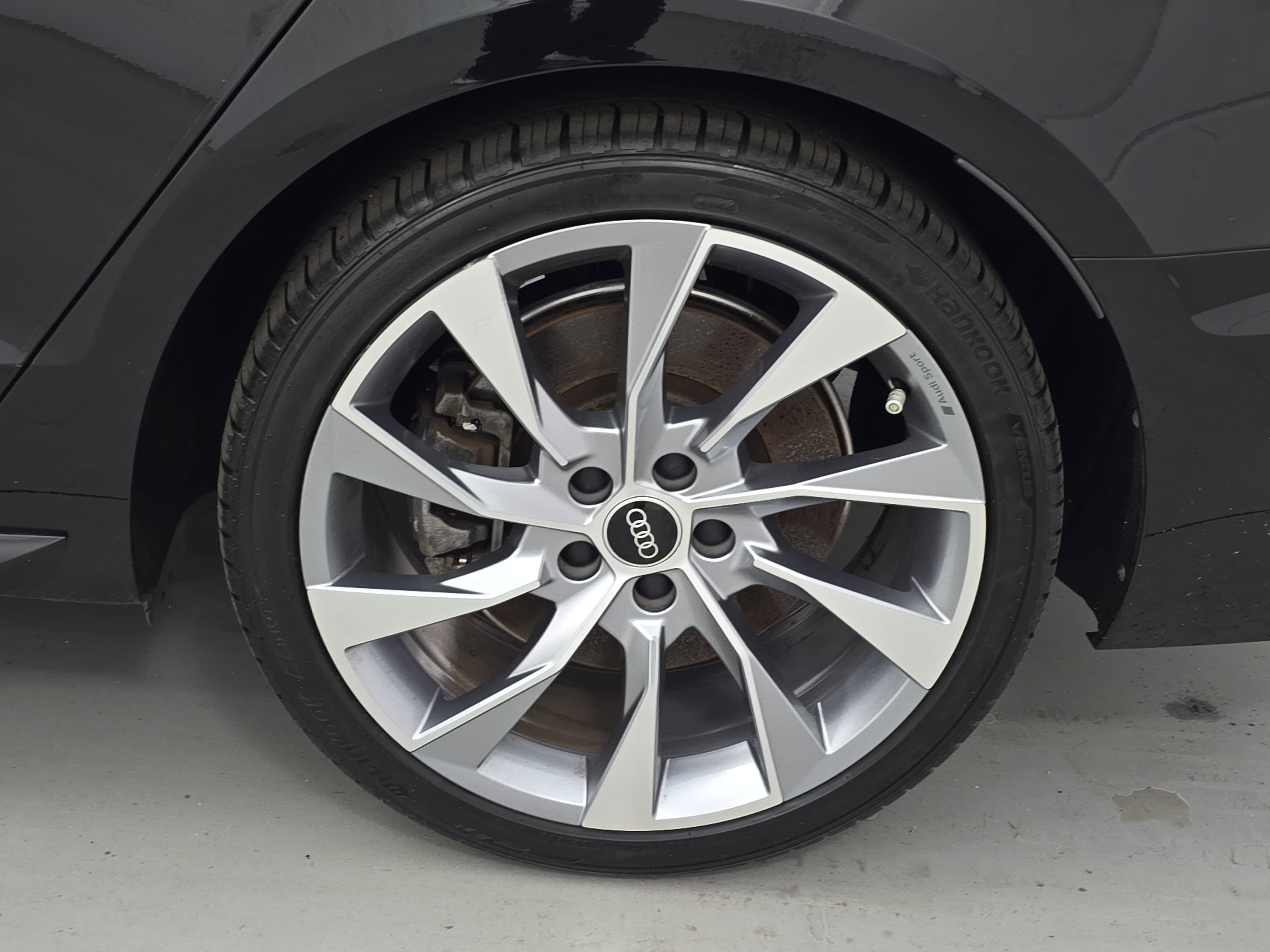 2023 Audi A4 Sedan S line Premium Plus