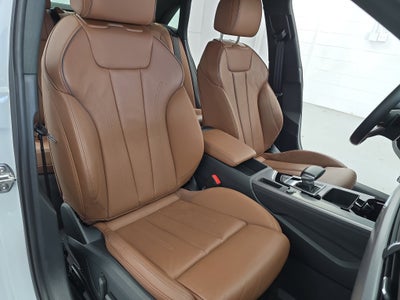 2023 Audi A4 Sedan S line Prestige