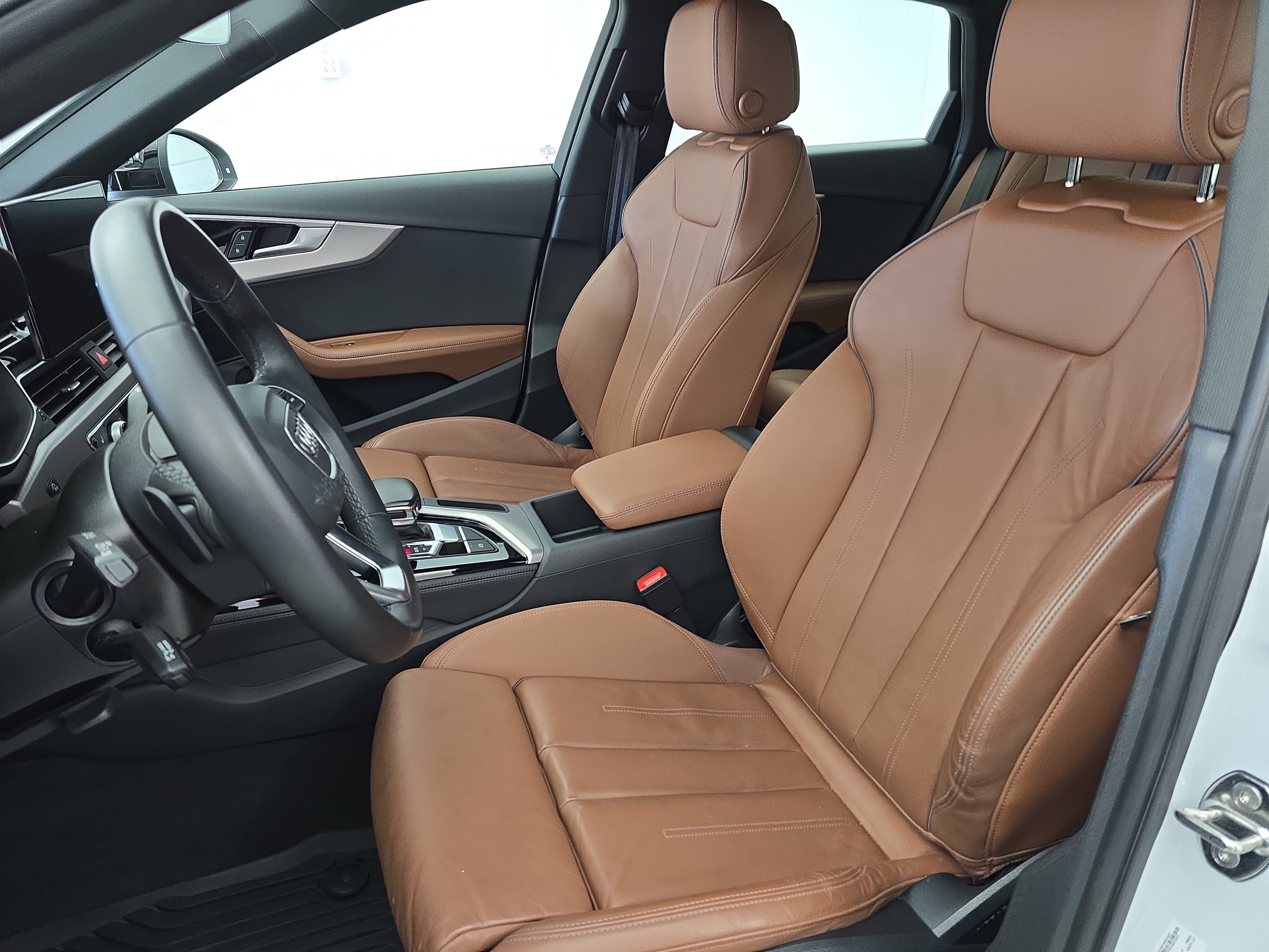 2023 Audi A4 Sedan S line Prestige