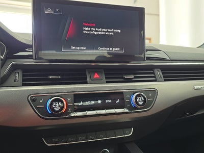 2023 Audi A4 Sedan S line Prestige