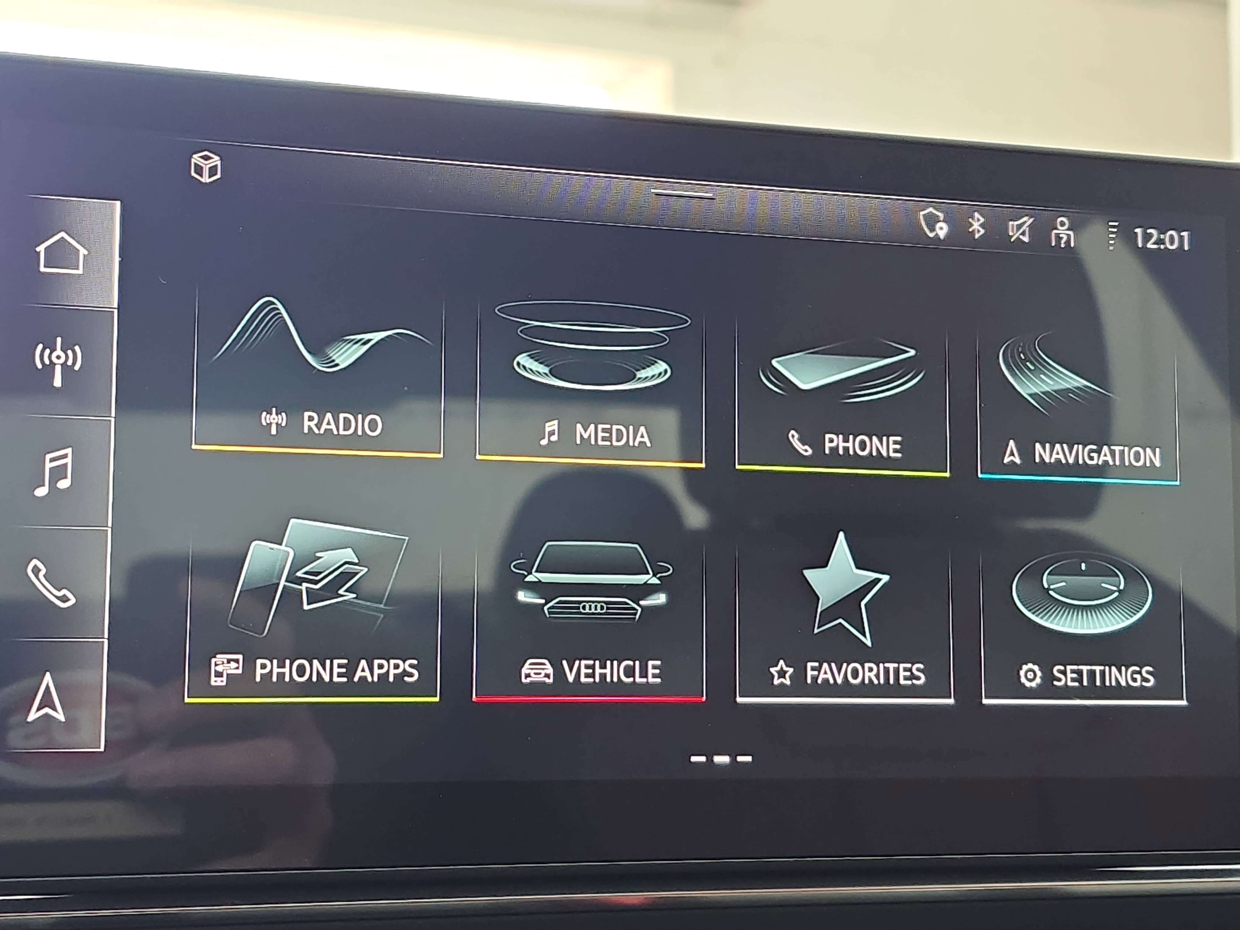 2023 Audi A4 Sedan S line Prestige