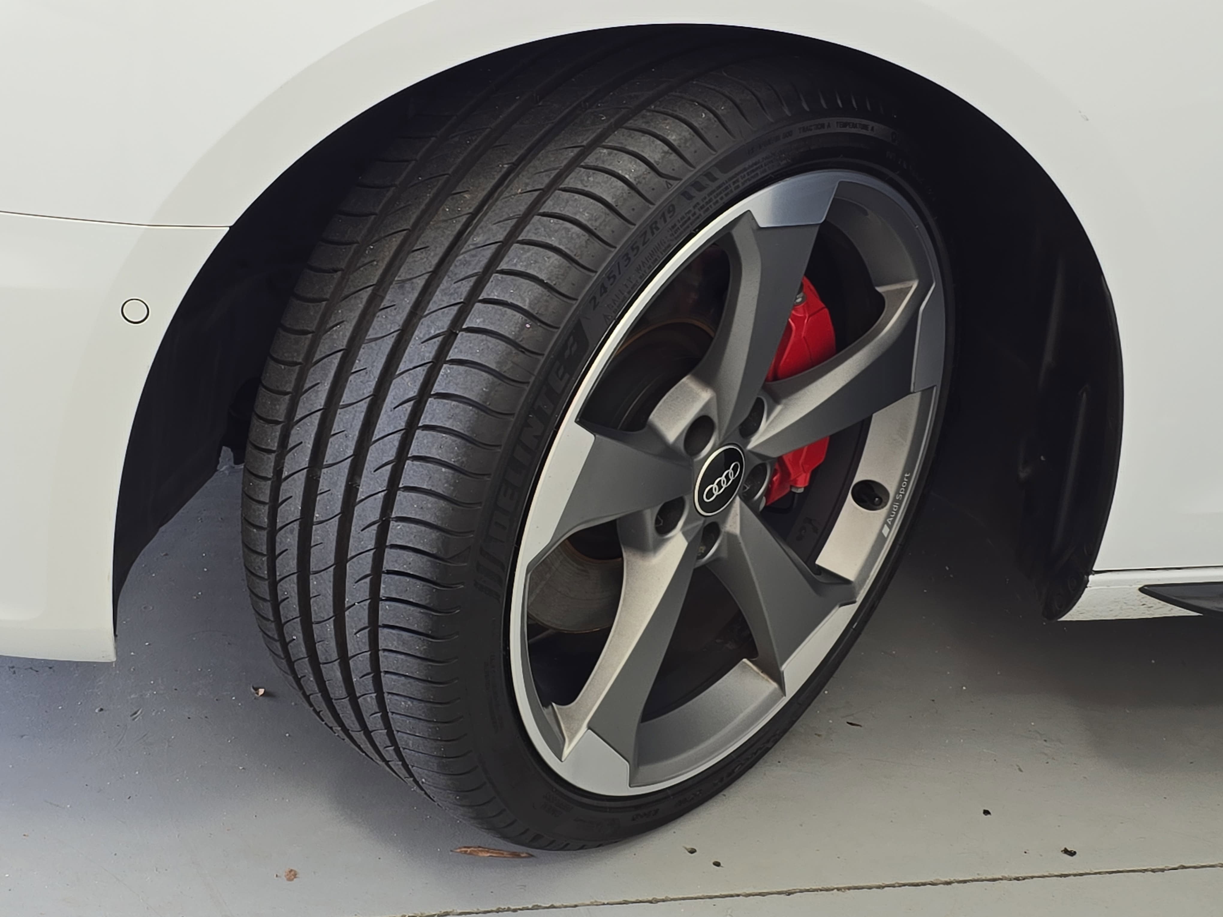 2023 Audi A4 Sedan S line Prestige