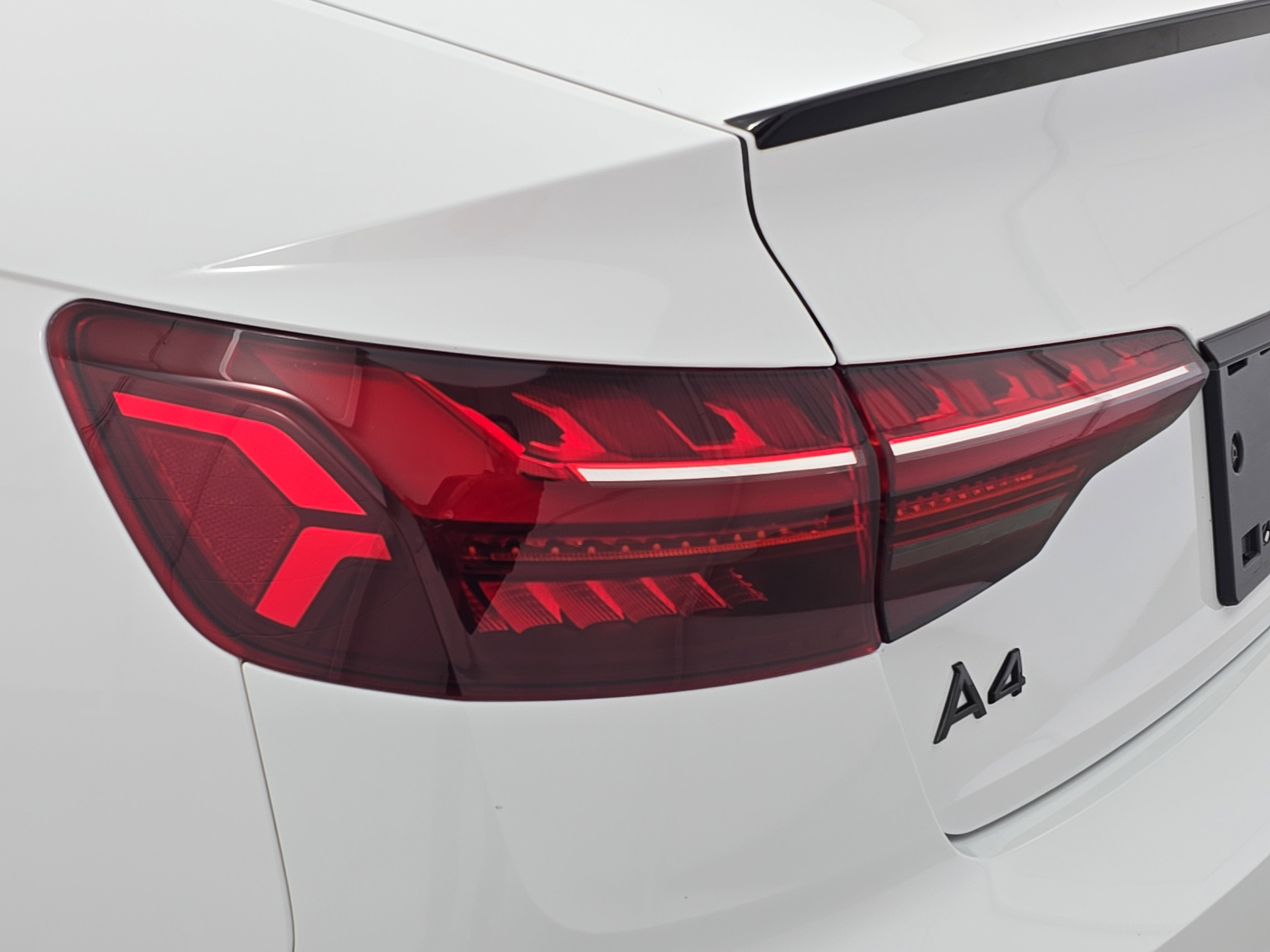 2023 Audi A4 Sedan S line Prestige