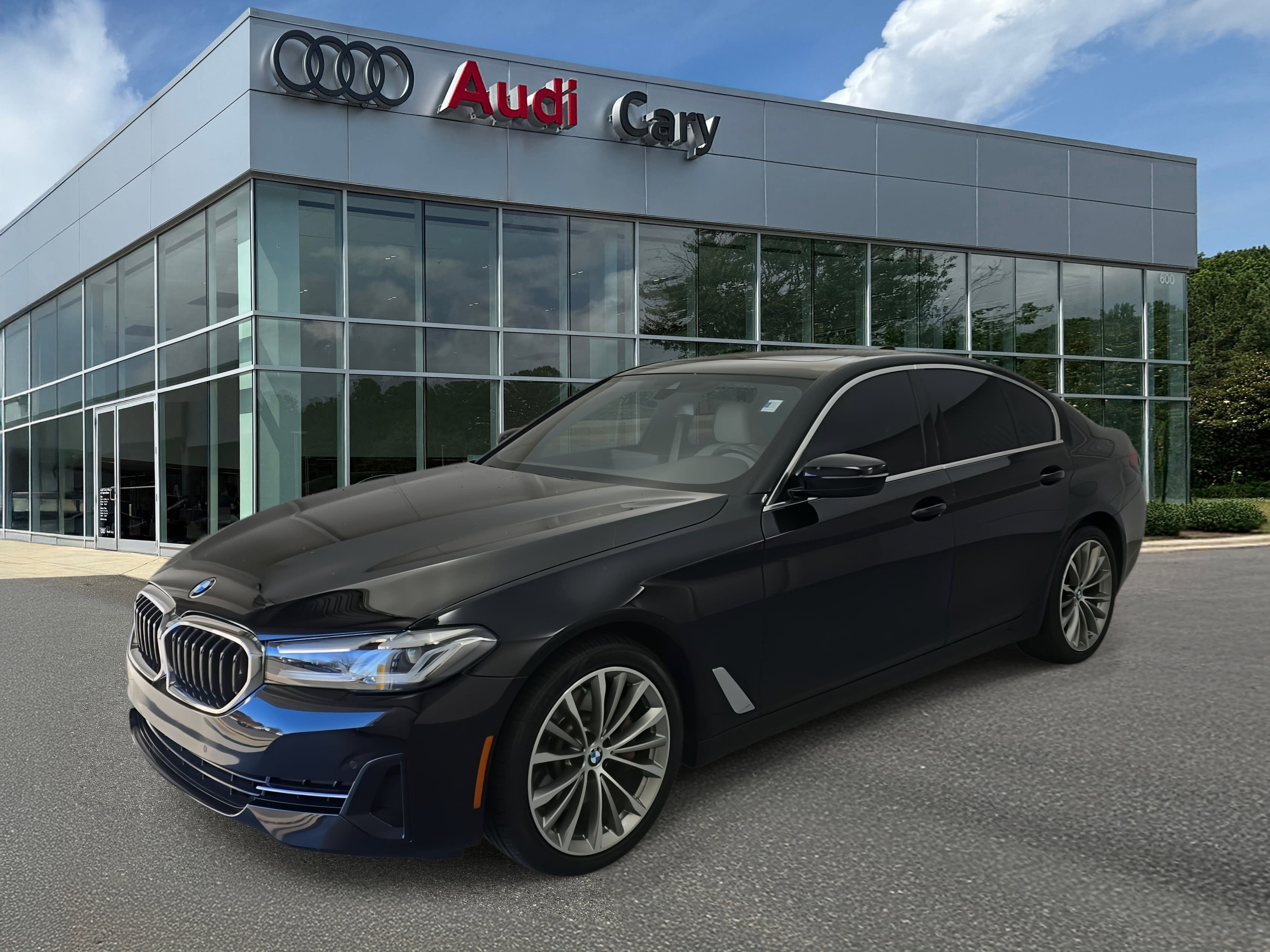 2023 BMW 5 Series 530i