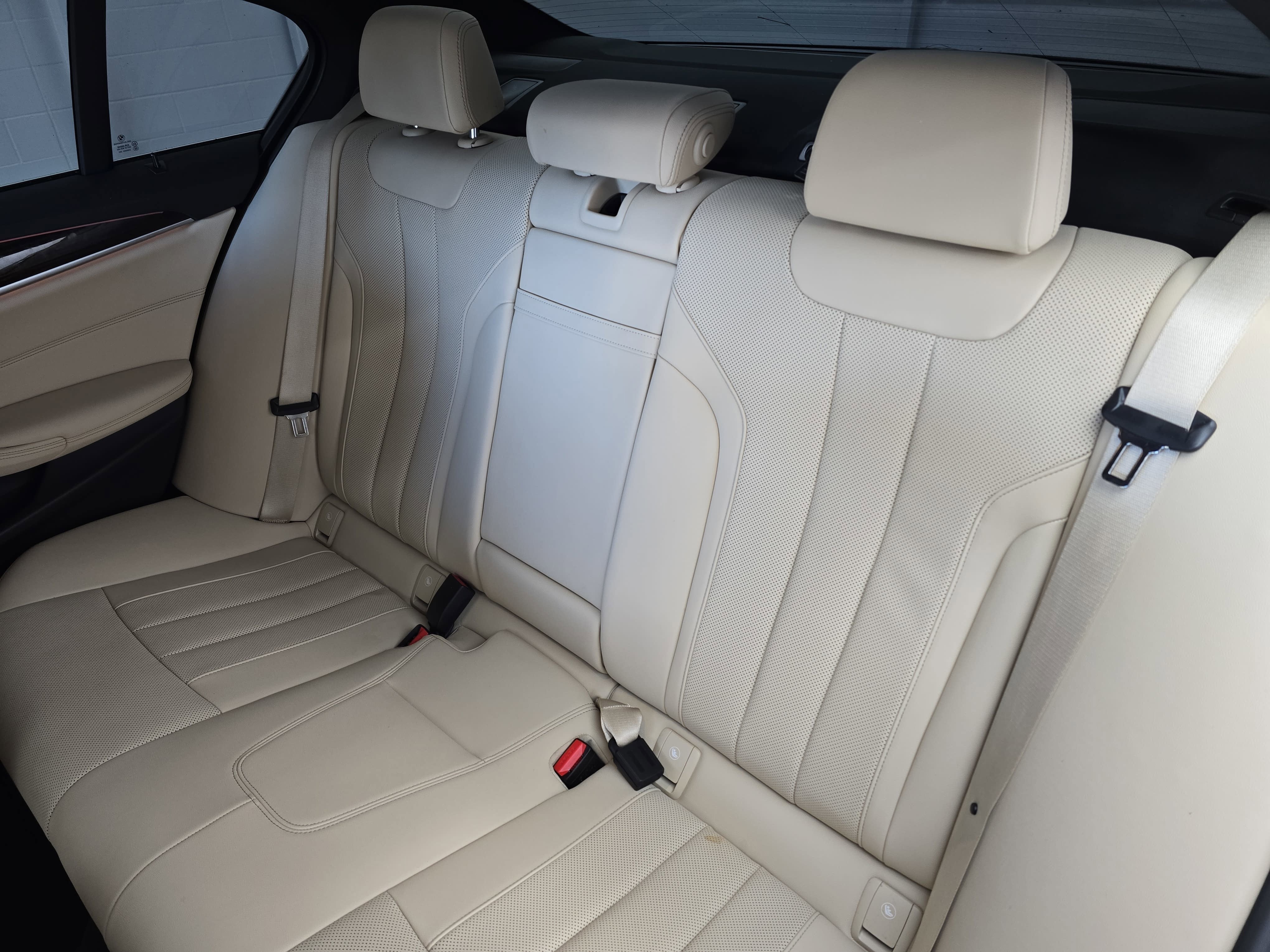 2023 BMW 5 Series 530i