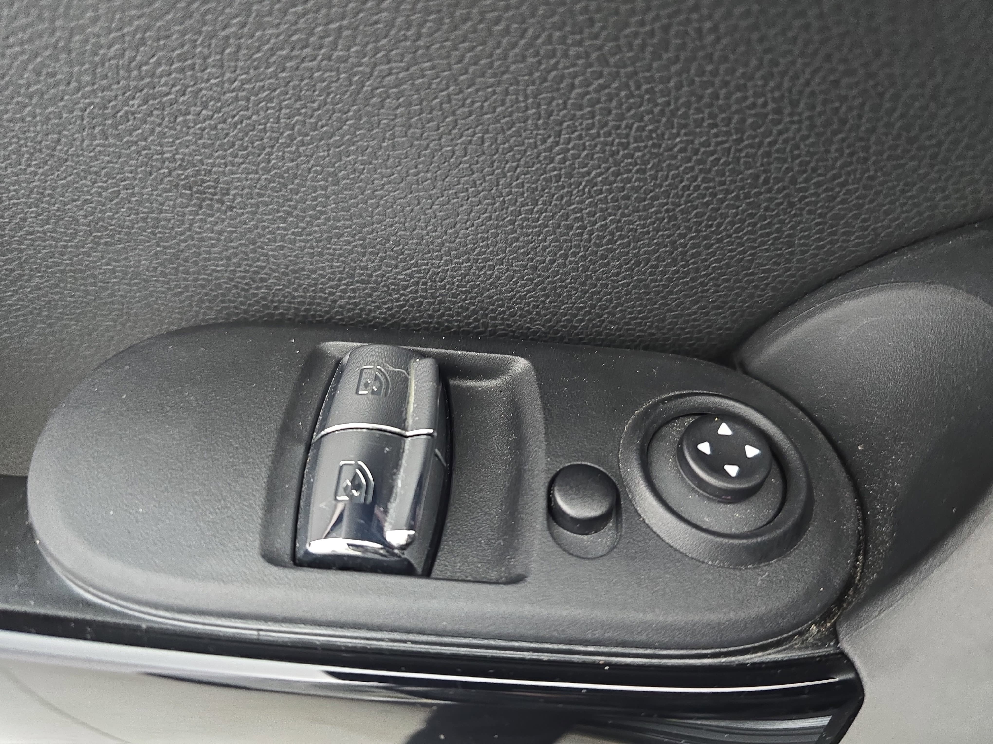 2022 MINI Hardtop 2 Door Cooper SE