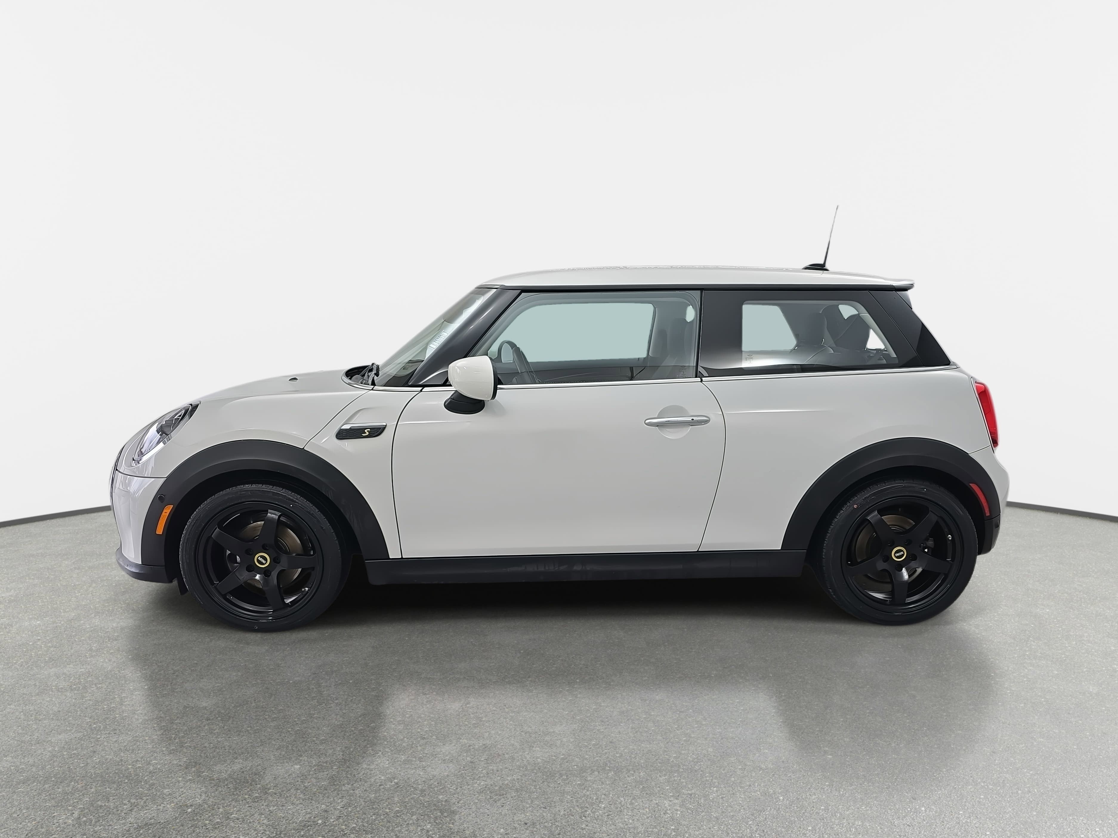 2022 MINI Hardtop 2 Door Cooper SE