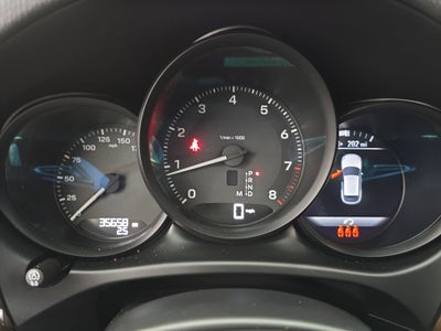 2023 Porsche Macan T