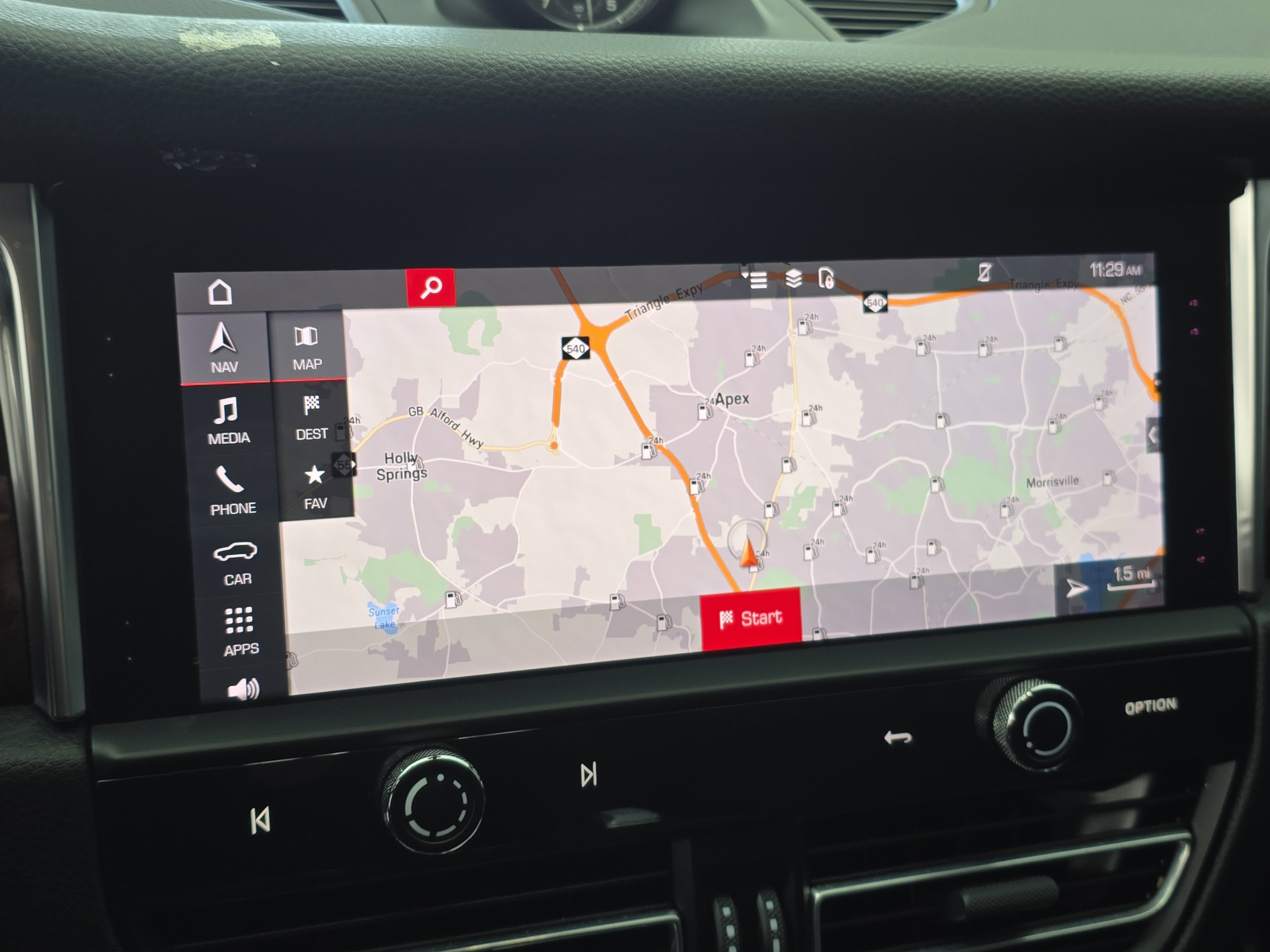 2023 Porsche Macan T