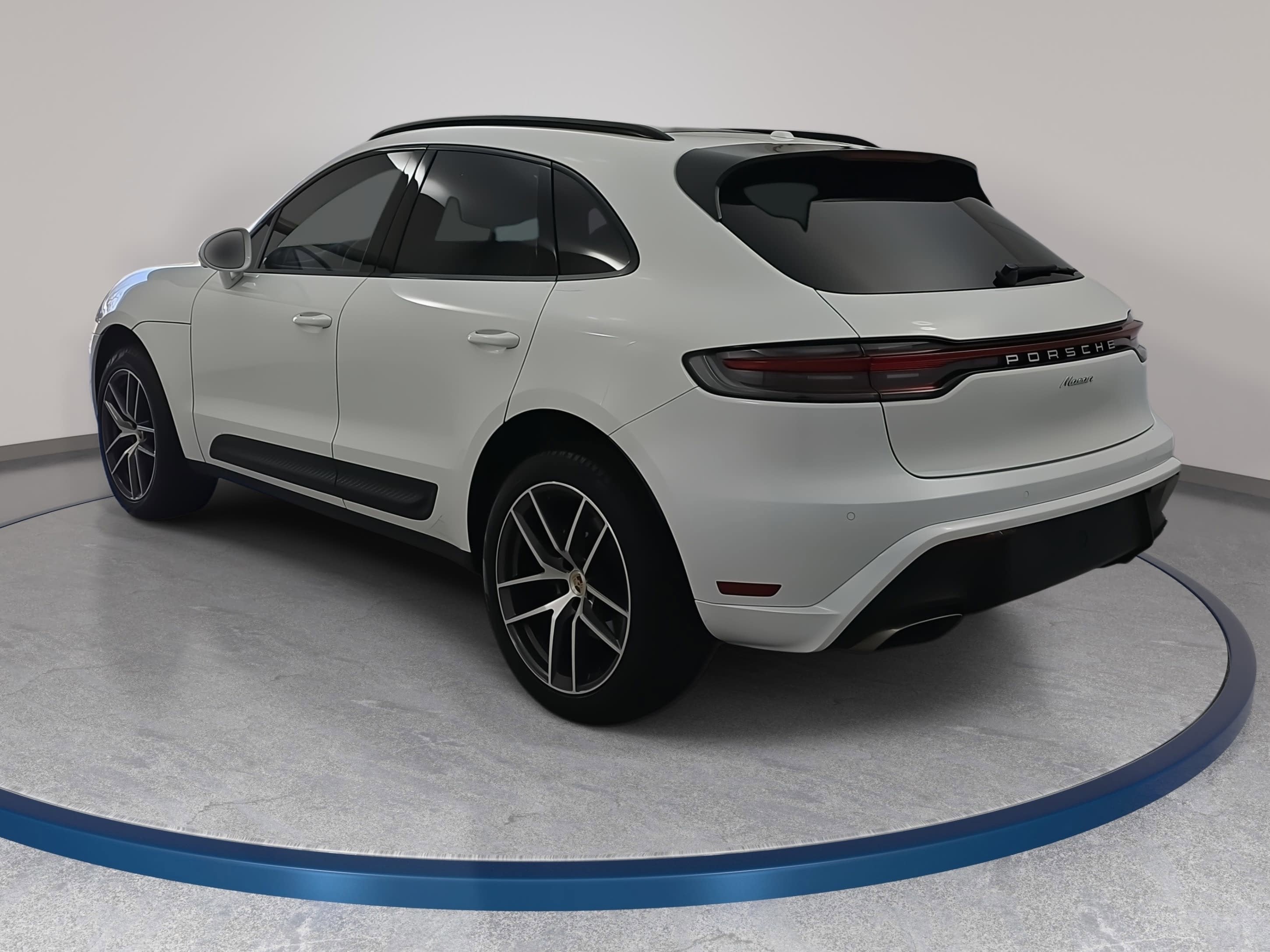 2023 Porsche Macan T