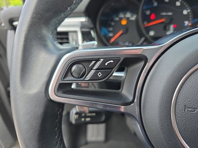 2018 Porsche Macan Base