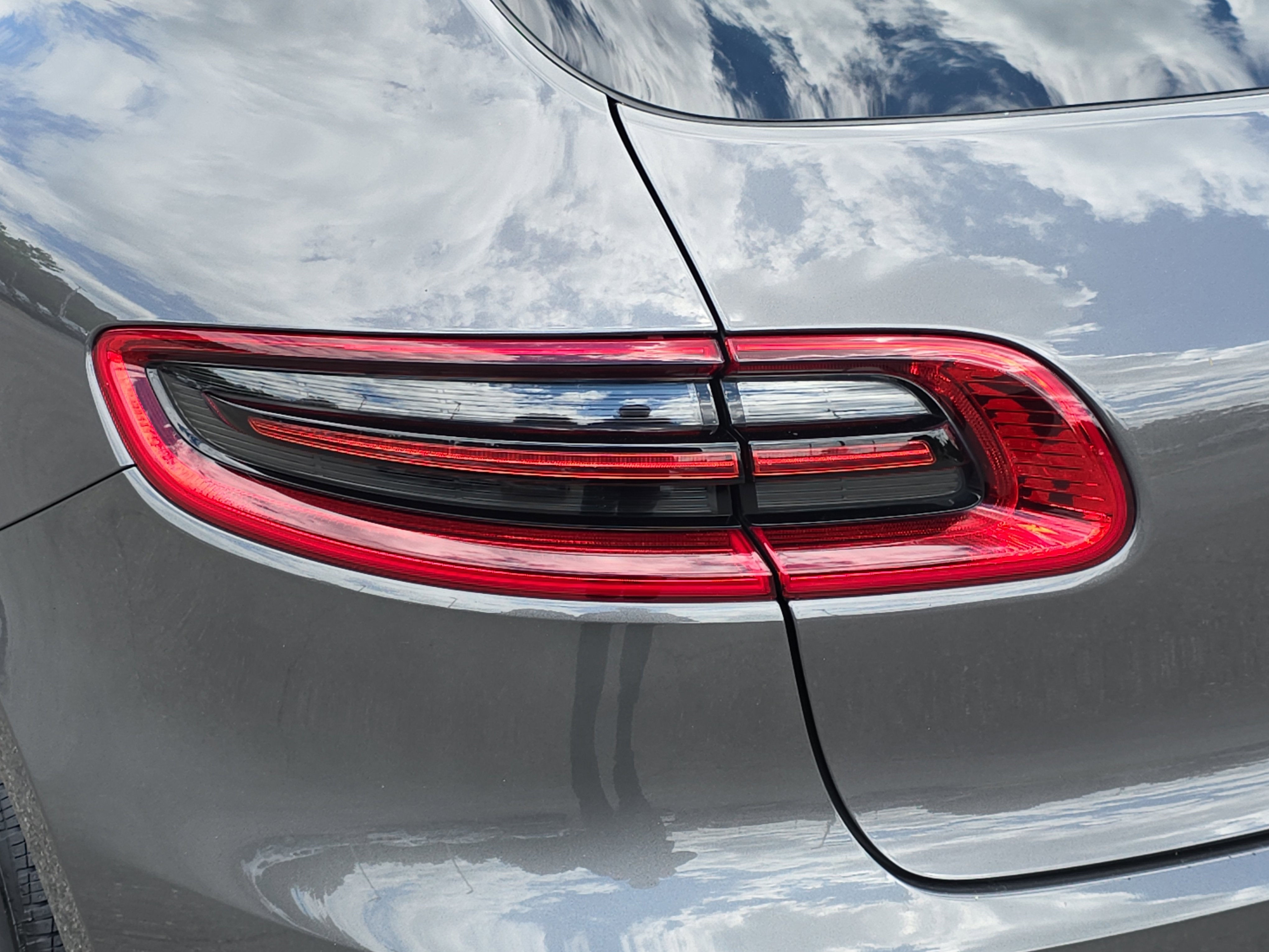 2018 Porsche Macan Base