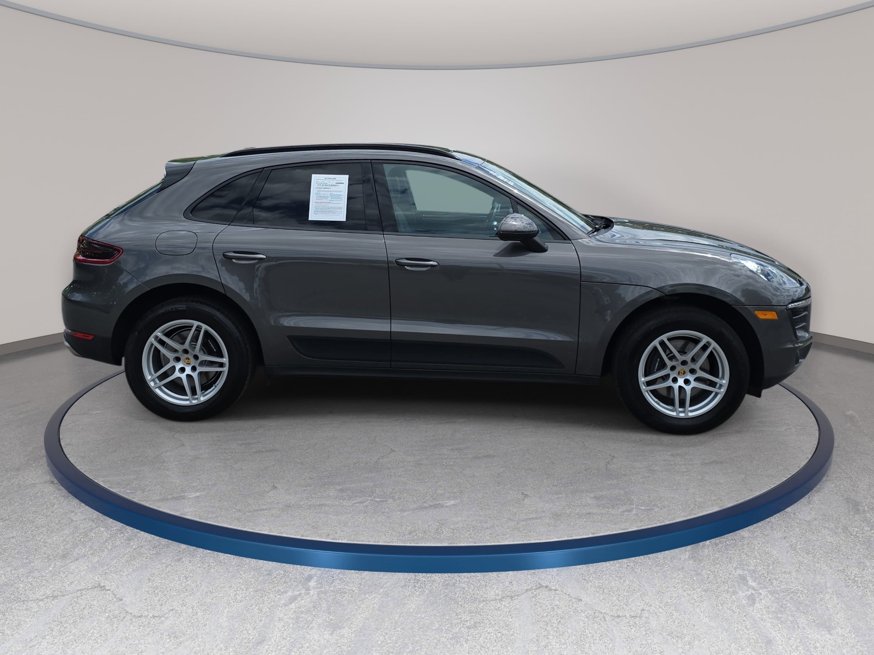 2018 Porsche Macan Base