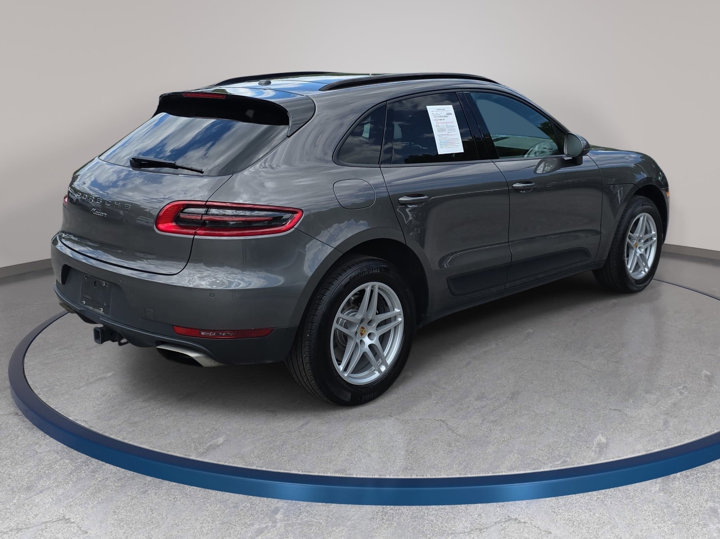 2018 Porsche Macan Base