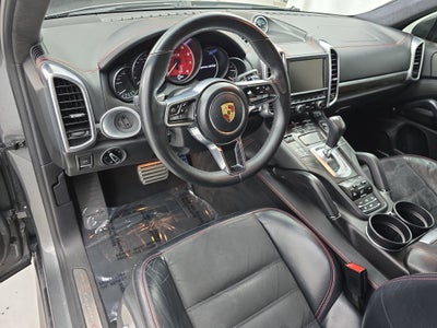2016 Porsche Cayenne GTS